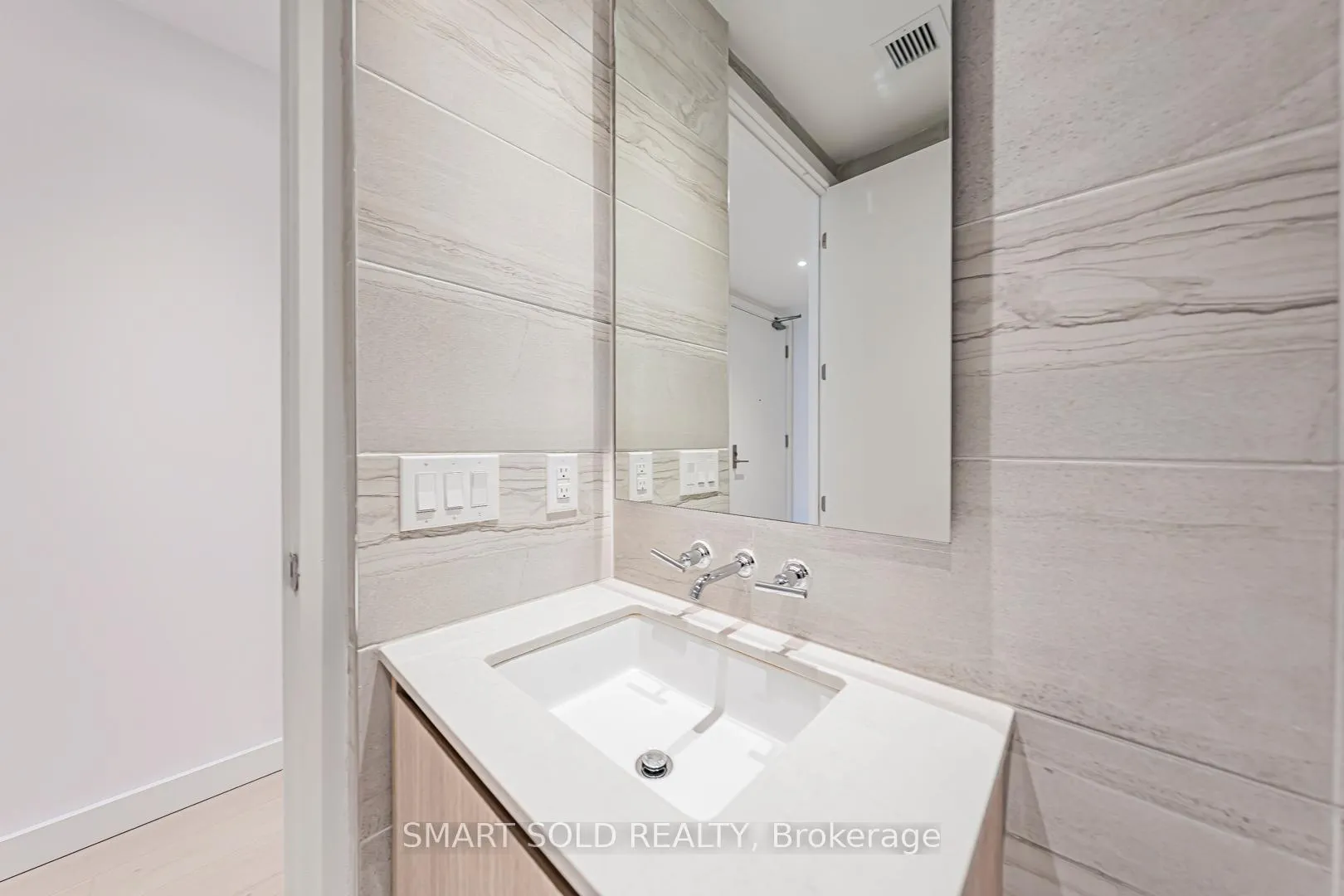 Photo 9 of Unit 1307, 81 Wellesley Street E, Toronto, Church-Yonge Corridor — HOMEH