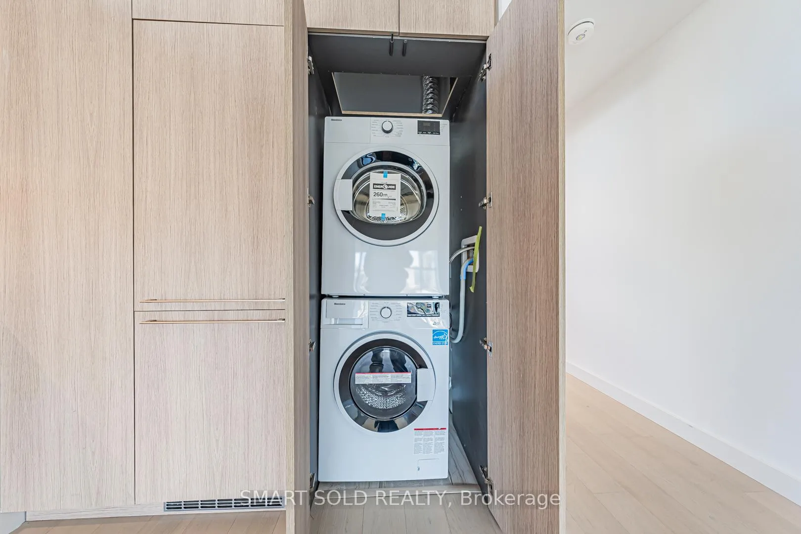 Photo 17 of Unit 1307, 81 Wellesley Street E, Toronto, Church-Yonge Corridor — HOMEH