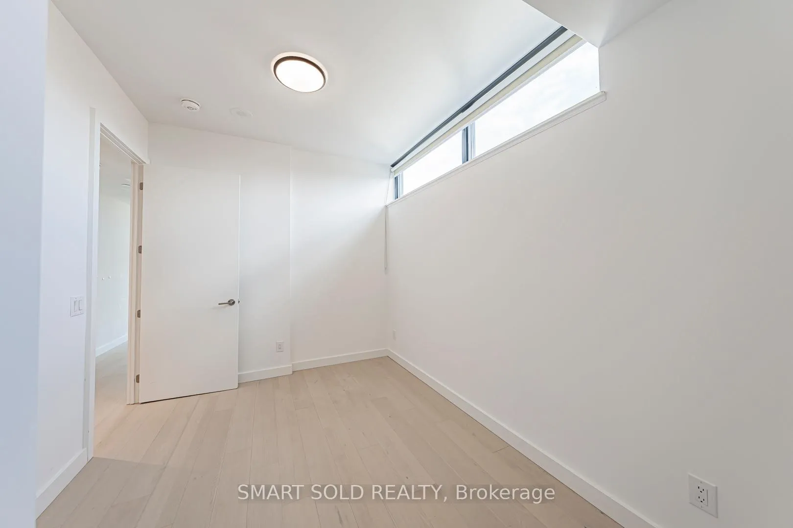Photo 19 of Unit 1307, 81 Wellesley Street E, Toronto, Church-Yonge Corridor — HOMEH