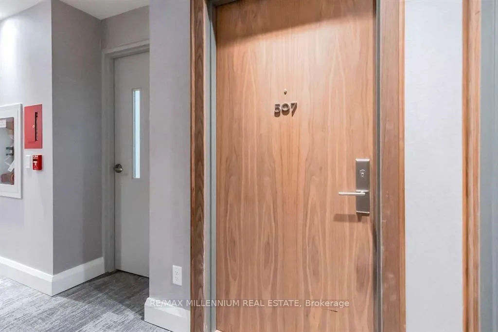 Photo 8 of Unit 507, 1 Grandview Avenue, Markham, Thornhill — HOMEH
