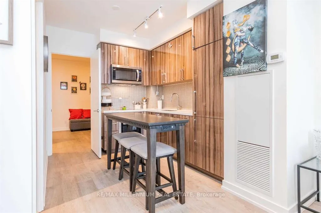 Photo 11 of Unit 507, 1 Grandview Avenue, Markham, Thornhill — HOMEH
