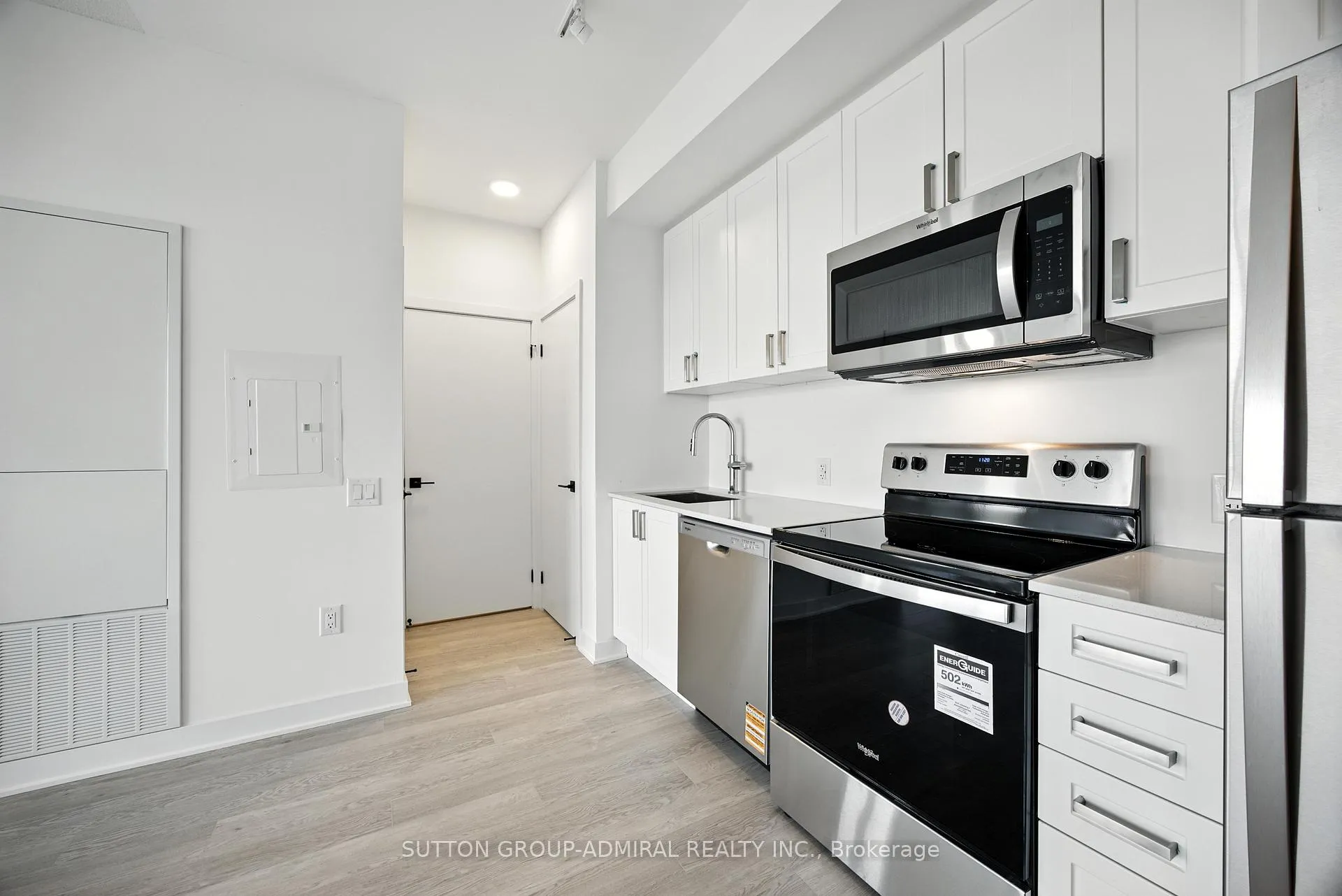 Photo 8 of Unit 1420, 2782 Barton Street E, Hamilton, Grayside — HOMEH