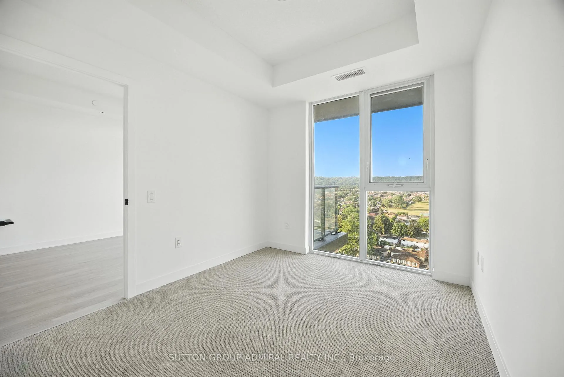 Photo 13 of Unit 1420, 2782 Barton Street E, Hamilton, Grayside — HOMEH