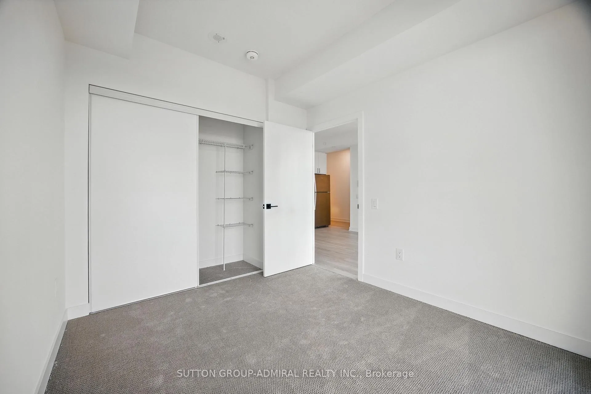 Photo 15 of Unit 1420, 2782 Barton Street E, Hamilton, Grayside — HOMEH
