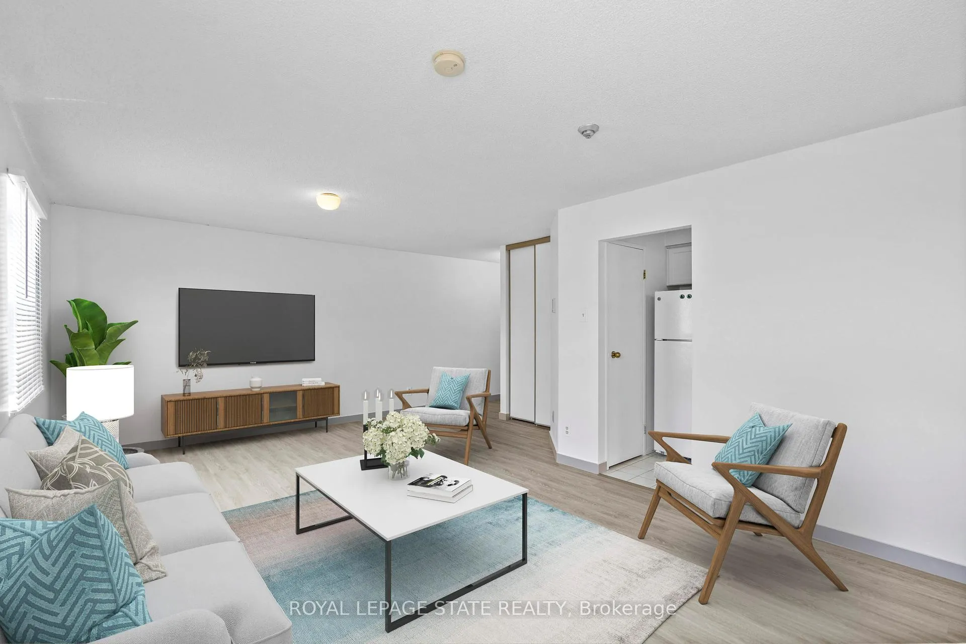 Photo 9 of Unit 309, 175 Hunter Street E, Hamilton, Corktown — HOMEH