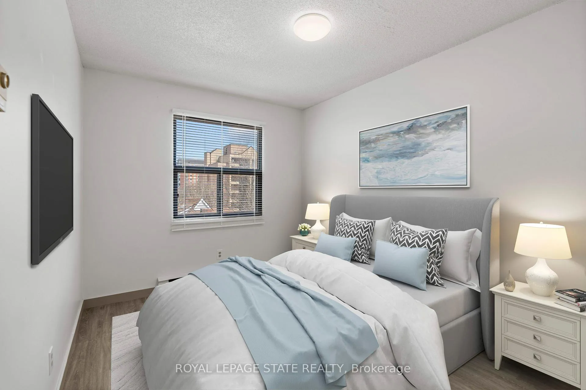 Photo 14 of Unit 309, 175 Hunter Street E, Hamilton, Corktown — HOMEH