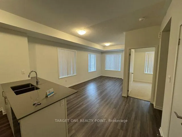 Photo 4 of Unit 357, 100 Honeycrisp Crescent, Vaughan, Vaughan Corporate Centre — HOMEH