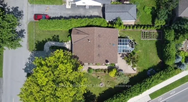 Photo 4 of 179 Orchard Drive, Hamilton, Ancaster — HOMEH