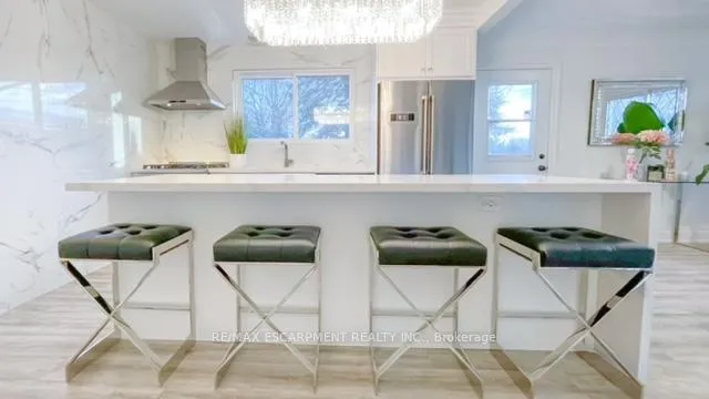Photo 14 of 179 Orchard Drive, Hamilton, Ancaster — HOMEH