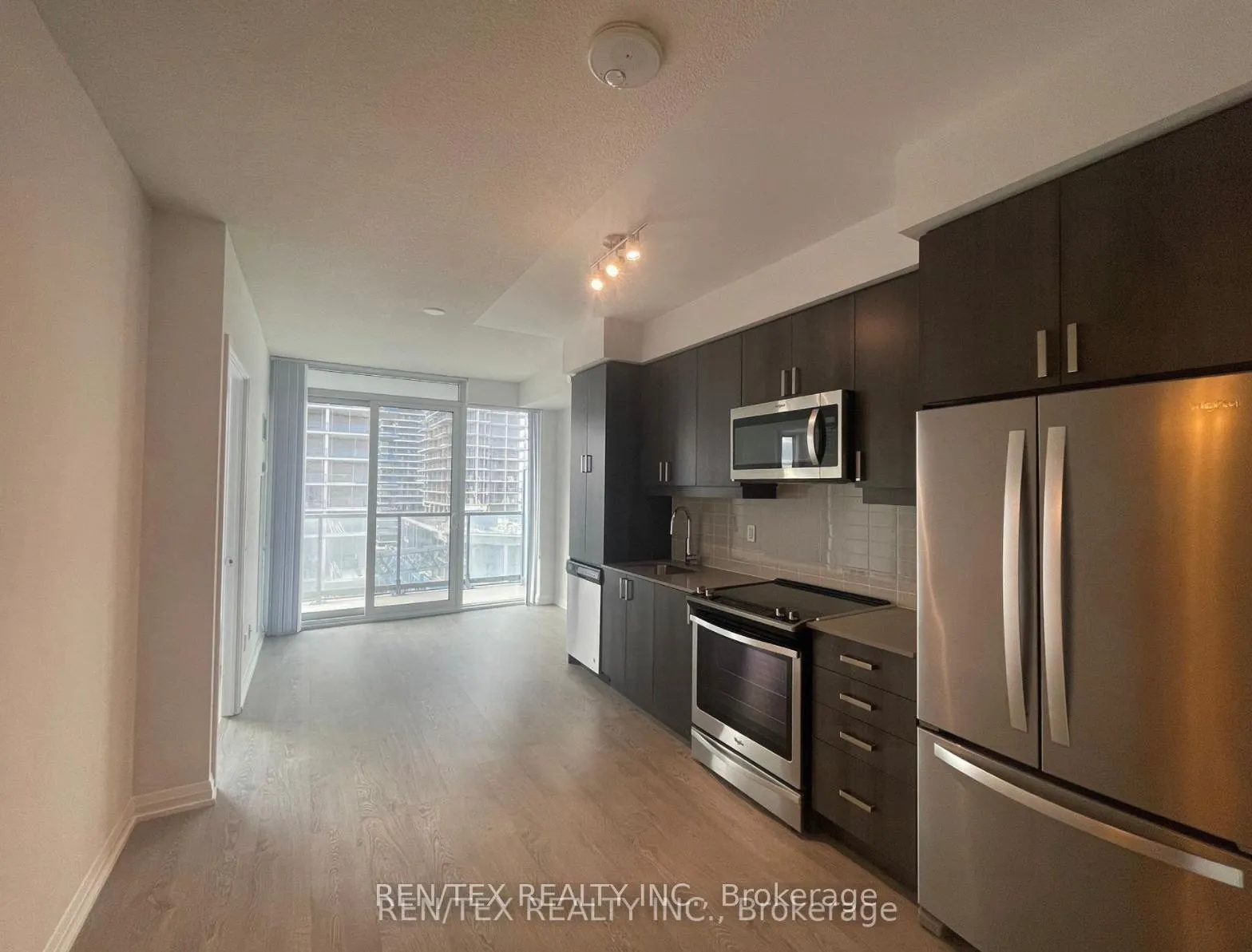 Photo 5 of Unit 1108, 7895 Jane Street, Vaughan, Concord — HOMEH