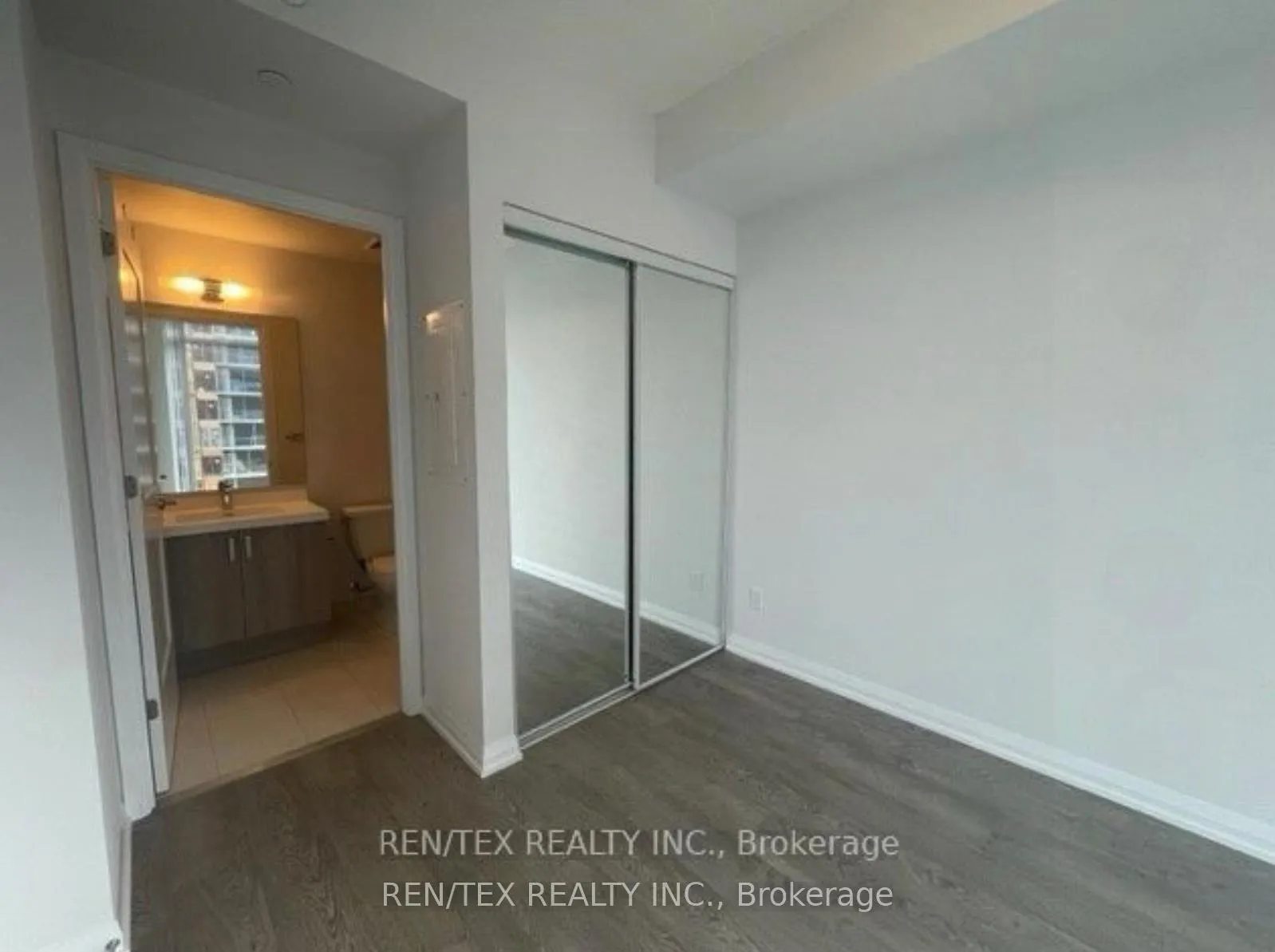 Photo 11 of Unit 1108, 7895 Jane Street, Vaughan, Concord — HOMEH