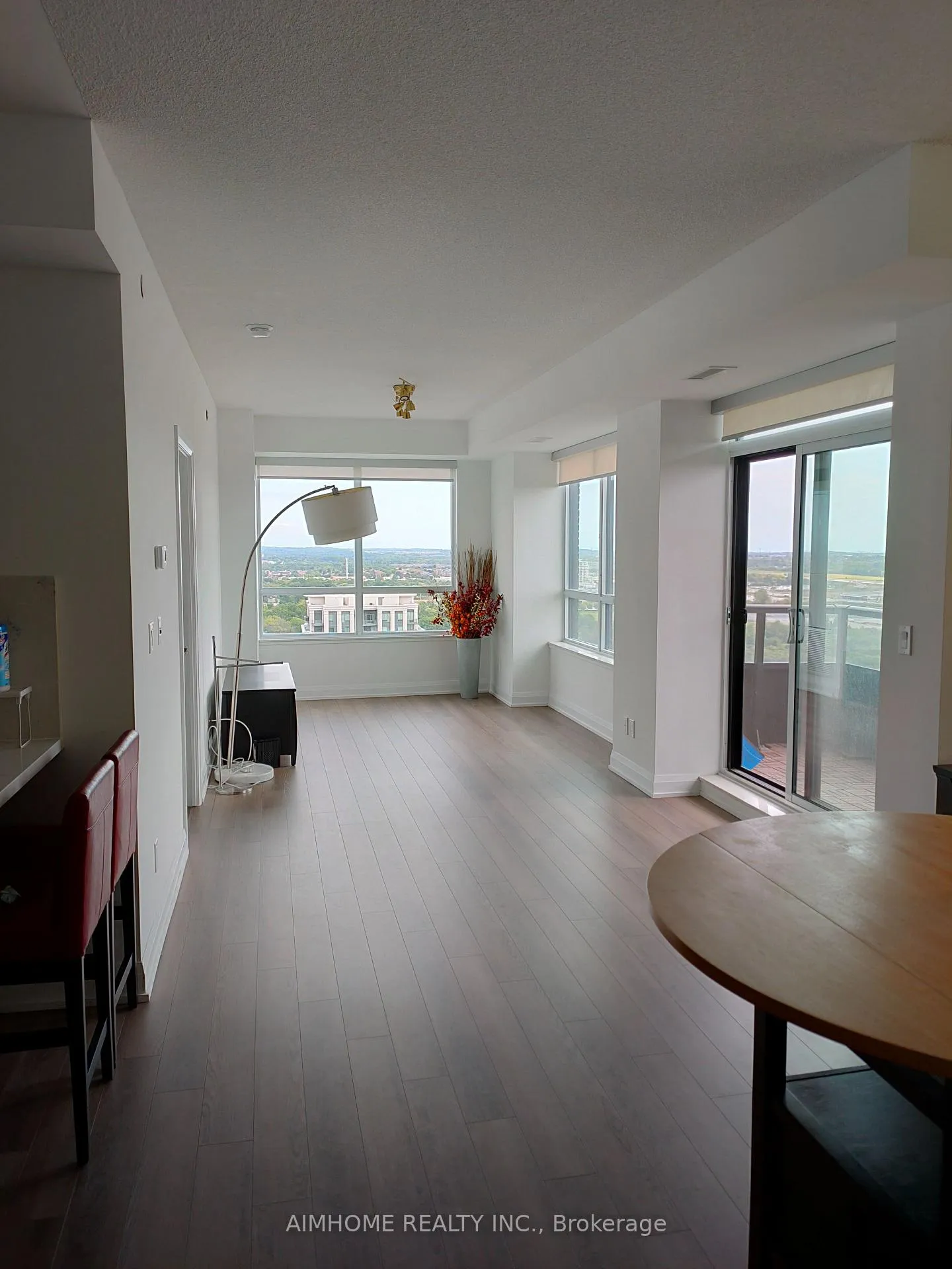 Photo 8 of Unit 2805, 15 Water Walk Drive, Markham, Unionville — HOMEH