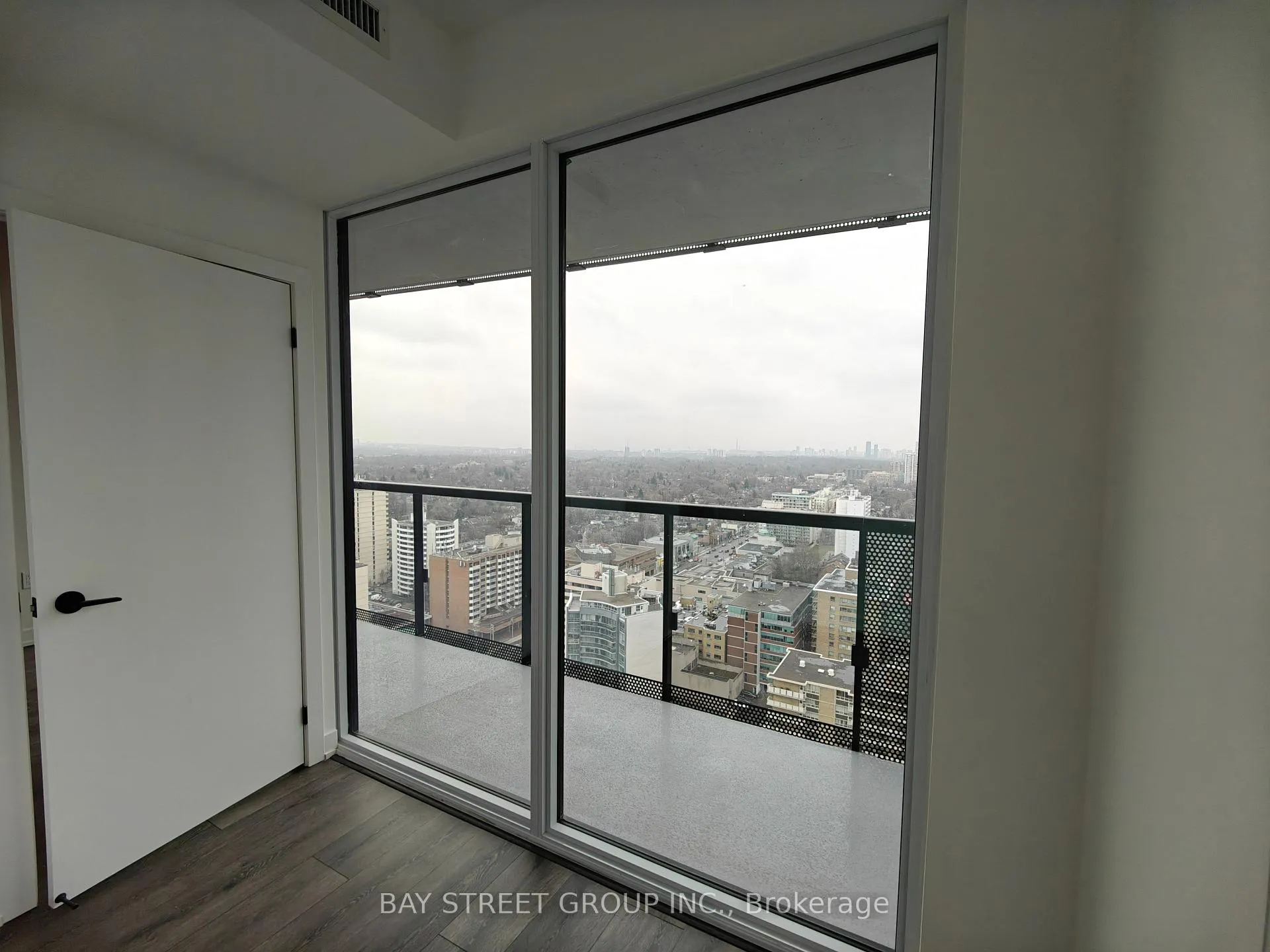 Photo 19 of Unit 2702, 127 Broadway Avenue, Toronto, Mount Pleasant West — HOMEH