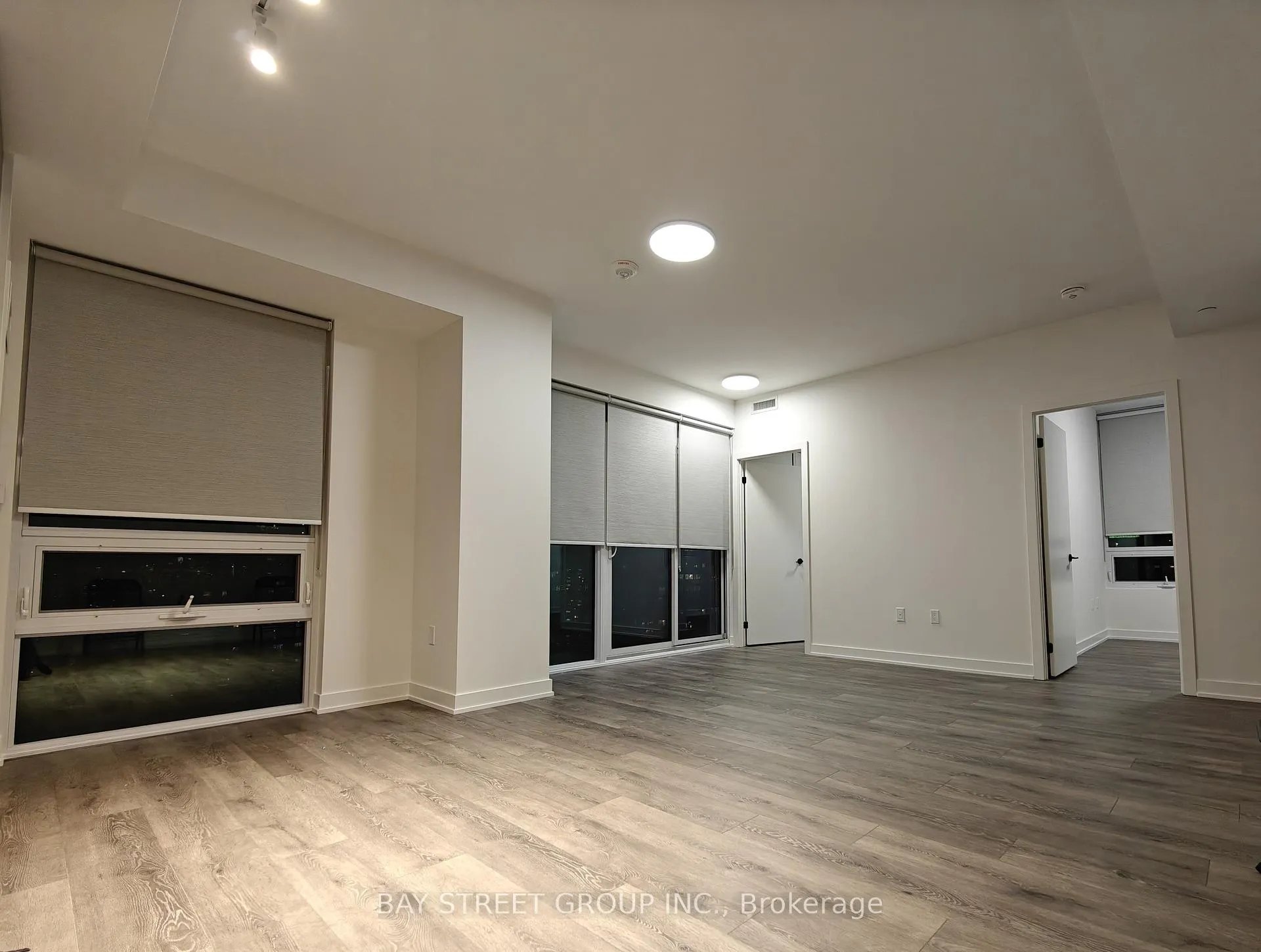 Photo 27 of Unit 2702, 127 Broadway Avenue, Toronto, Mount Pleasant West — HOMEH