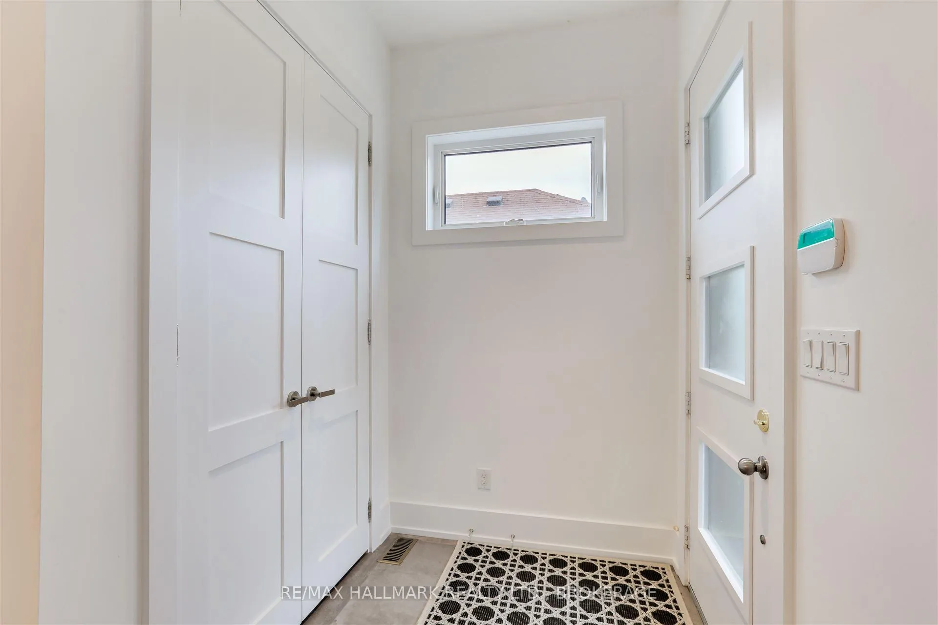 Photo 2 of 56 Joanith Drive, Toronto, O'Connor-Parkview — HOMEH