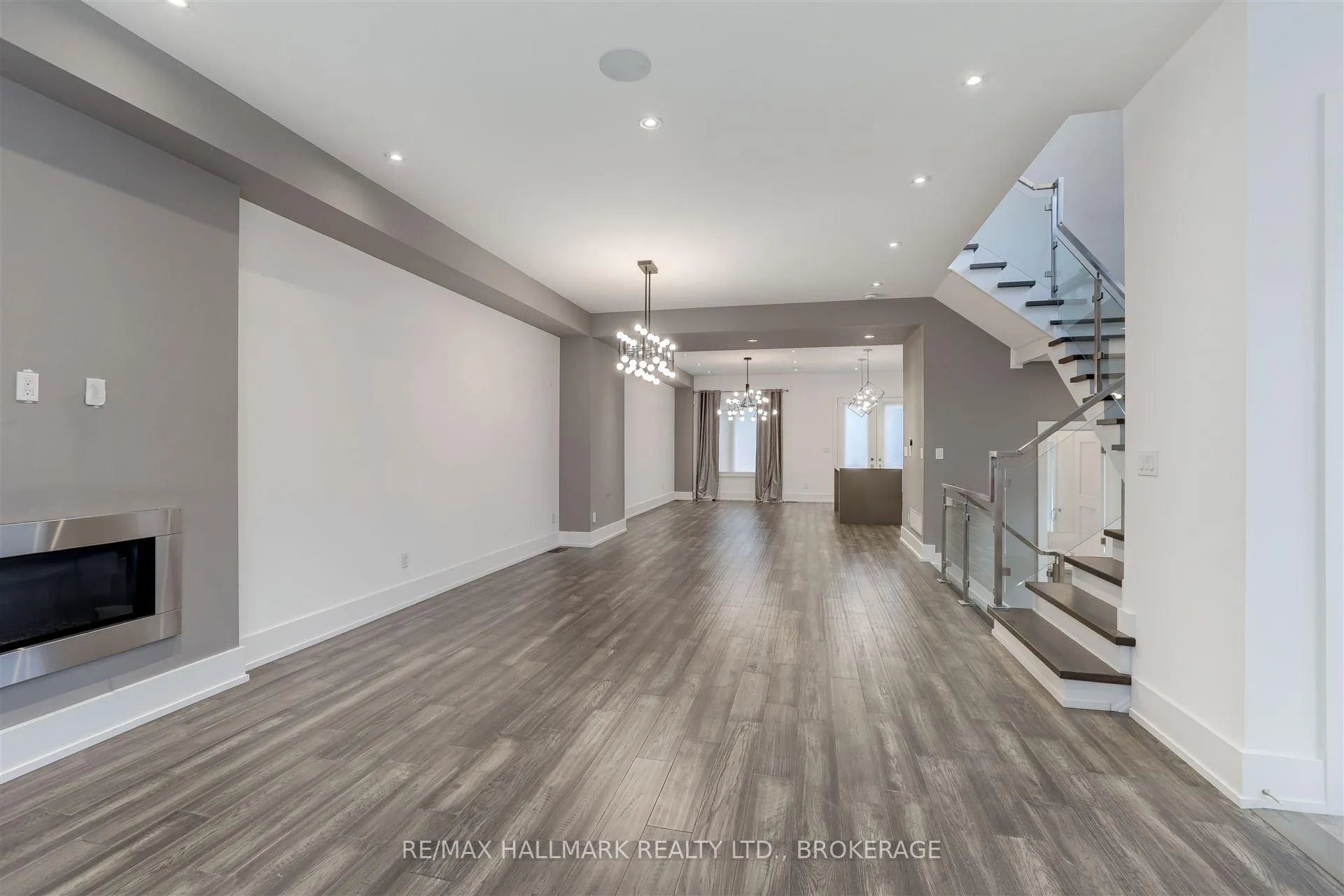 Photo 3 of 56 Joanith Drive, Toronto, O'Connor-Parkview — HOMEH