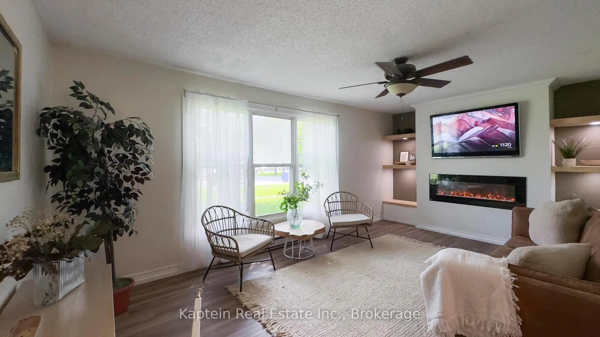 Photo 11 of 28 St Charles Place, Huron East, Vanastra — HOMEH