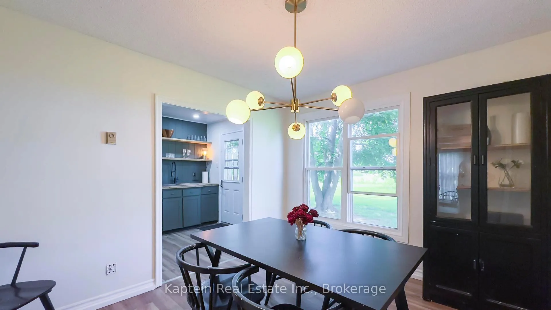 Photo 17 of 28 St Charles Place, Huron East, Vanastra — HOMEH