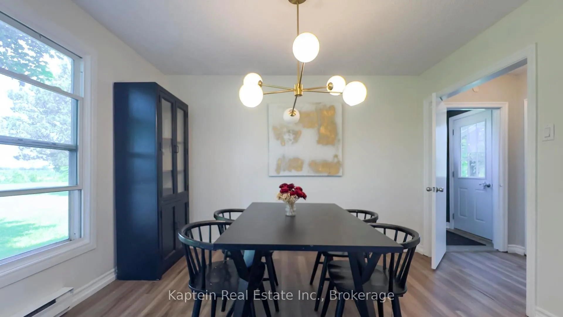 Photo 18 of 28 St Charles Place, Huron East, Vanastra — HOMEH