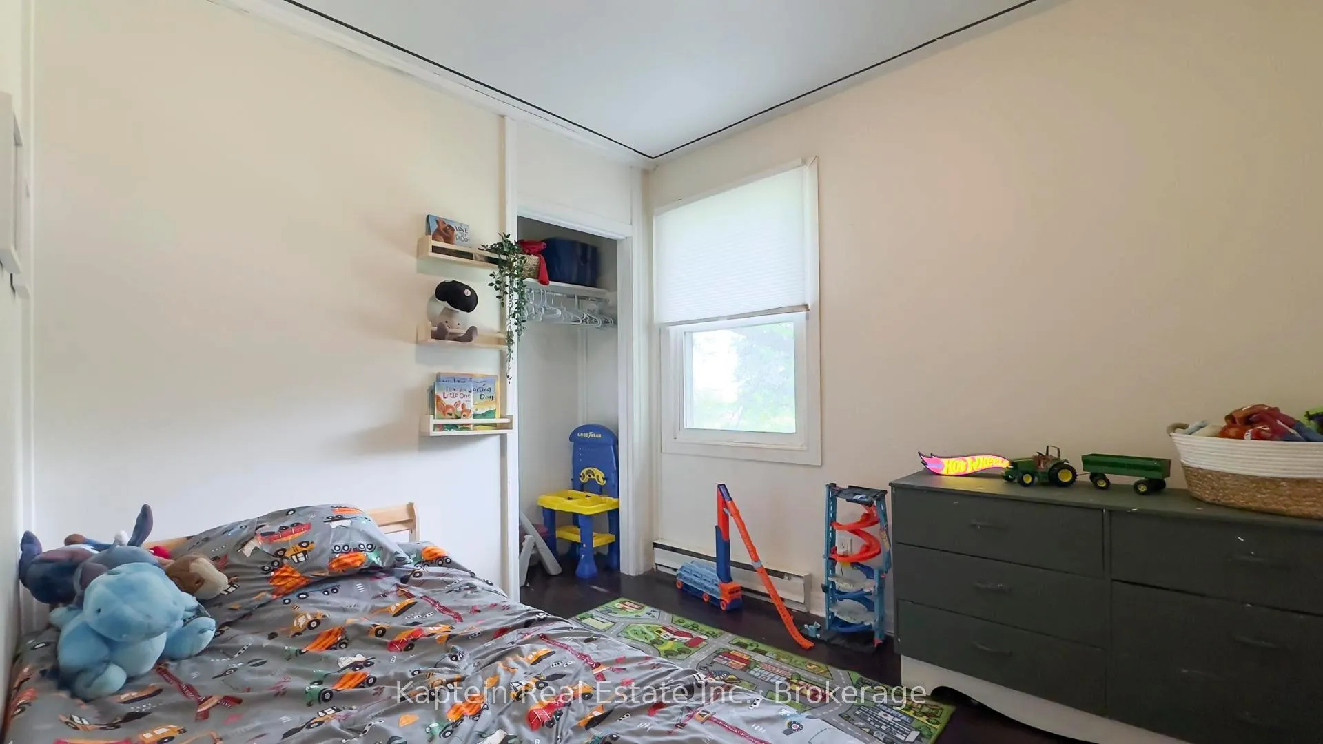 Photo 24 of 28 St Charles Place, Huron East, Vanastra — HOMEH