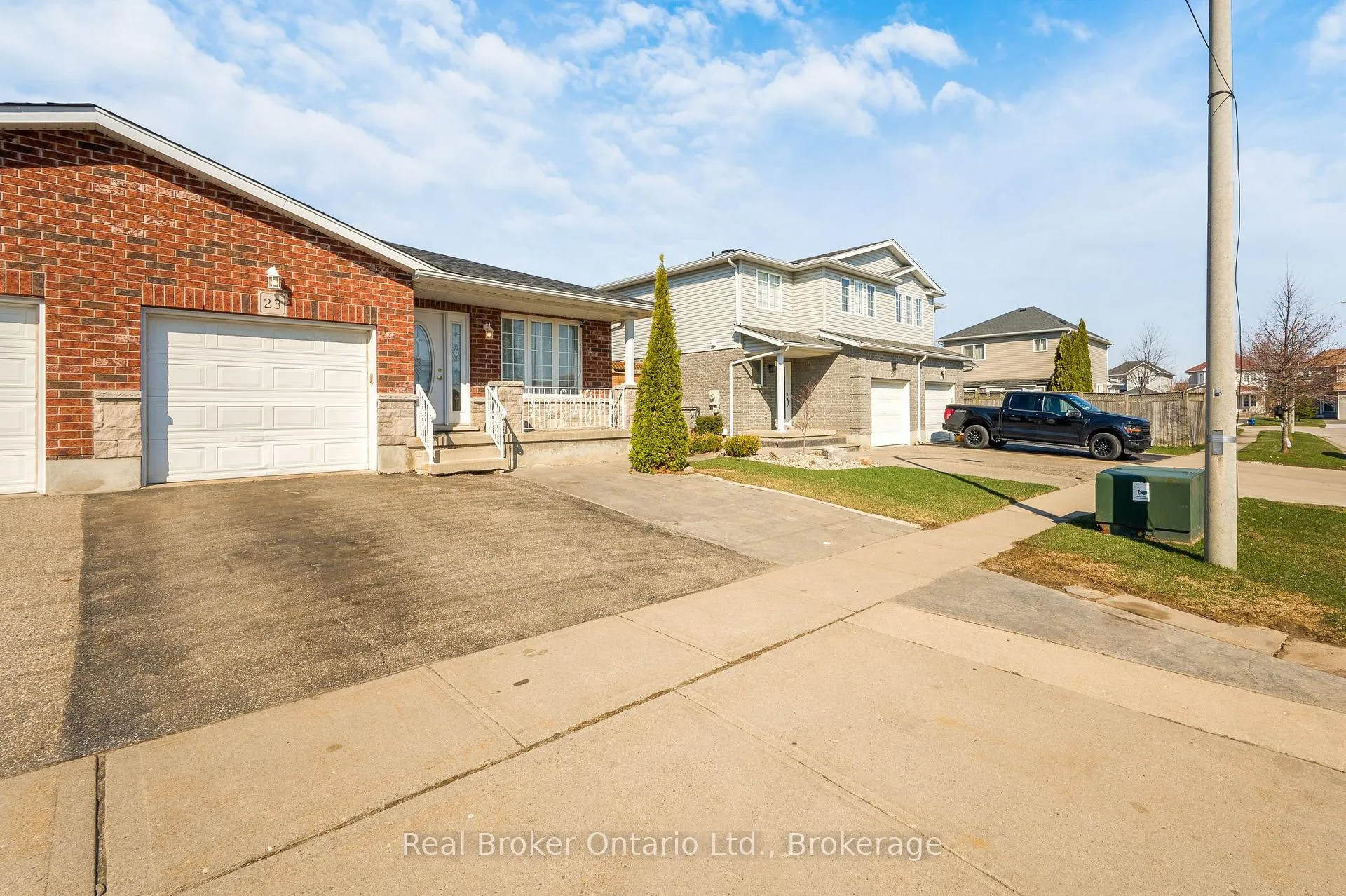 Photo 3 of 23 Mosser Drive, Cambridge — HOMEH