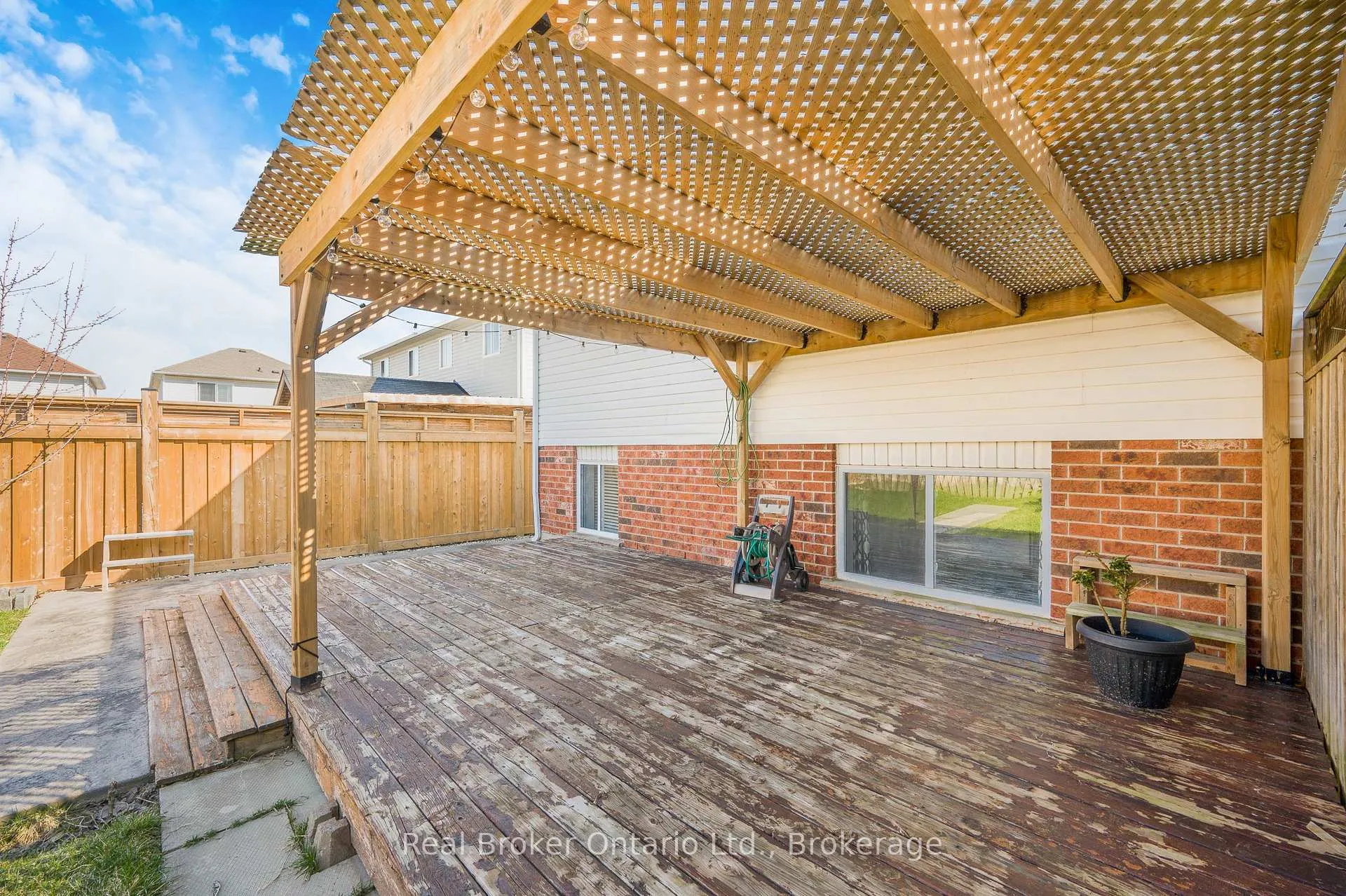 Photo 37 of 23 Mosser Drive, Cambridge — HOMEH