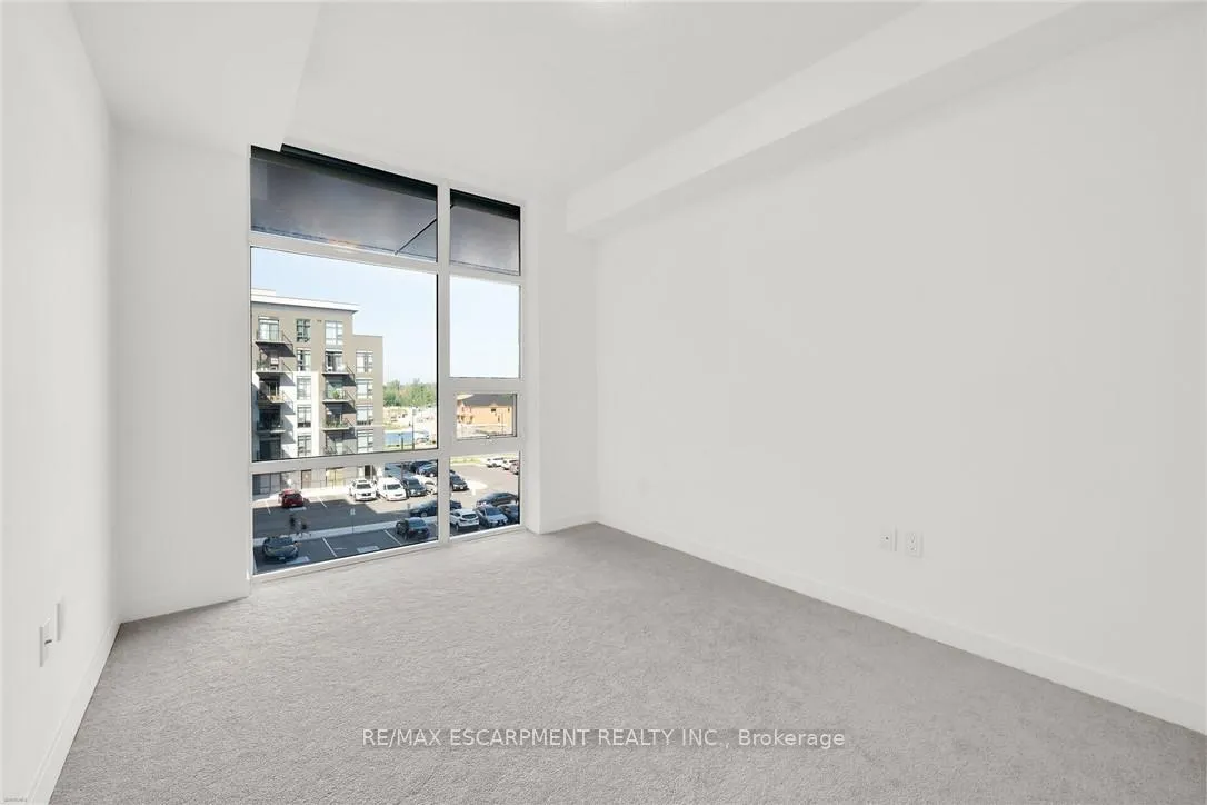 Photo 12 of Unit 416, 470 Dundas Street E, Hamilton, Waterdown — HOMEH