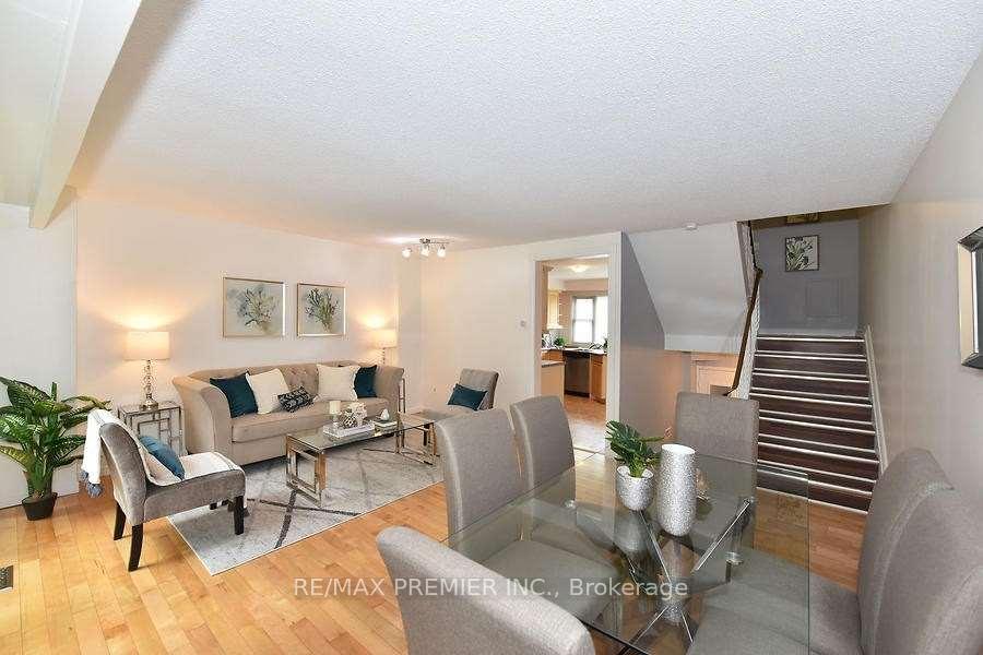 Photo 8 of Unit 18, 2 North Street, Barrie, Wellington — HOMEH