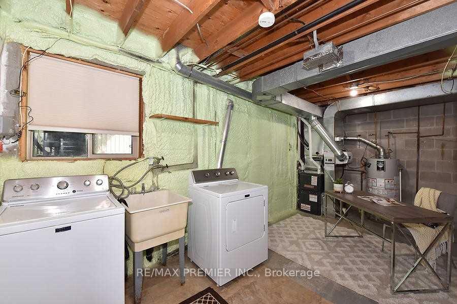 Photo 21 of Unit 18, 2 North Street, Barrie, Wellington — HOMEH