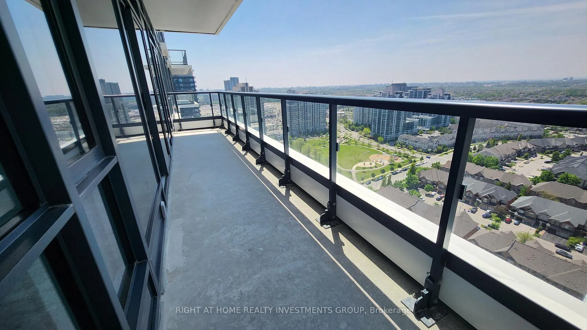 Photo 3 of Unit 2401, 7950 Bathurst Street, Vaughan, Beverley Glen — HOMEH