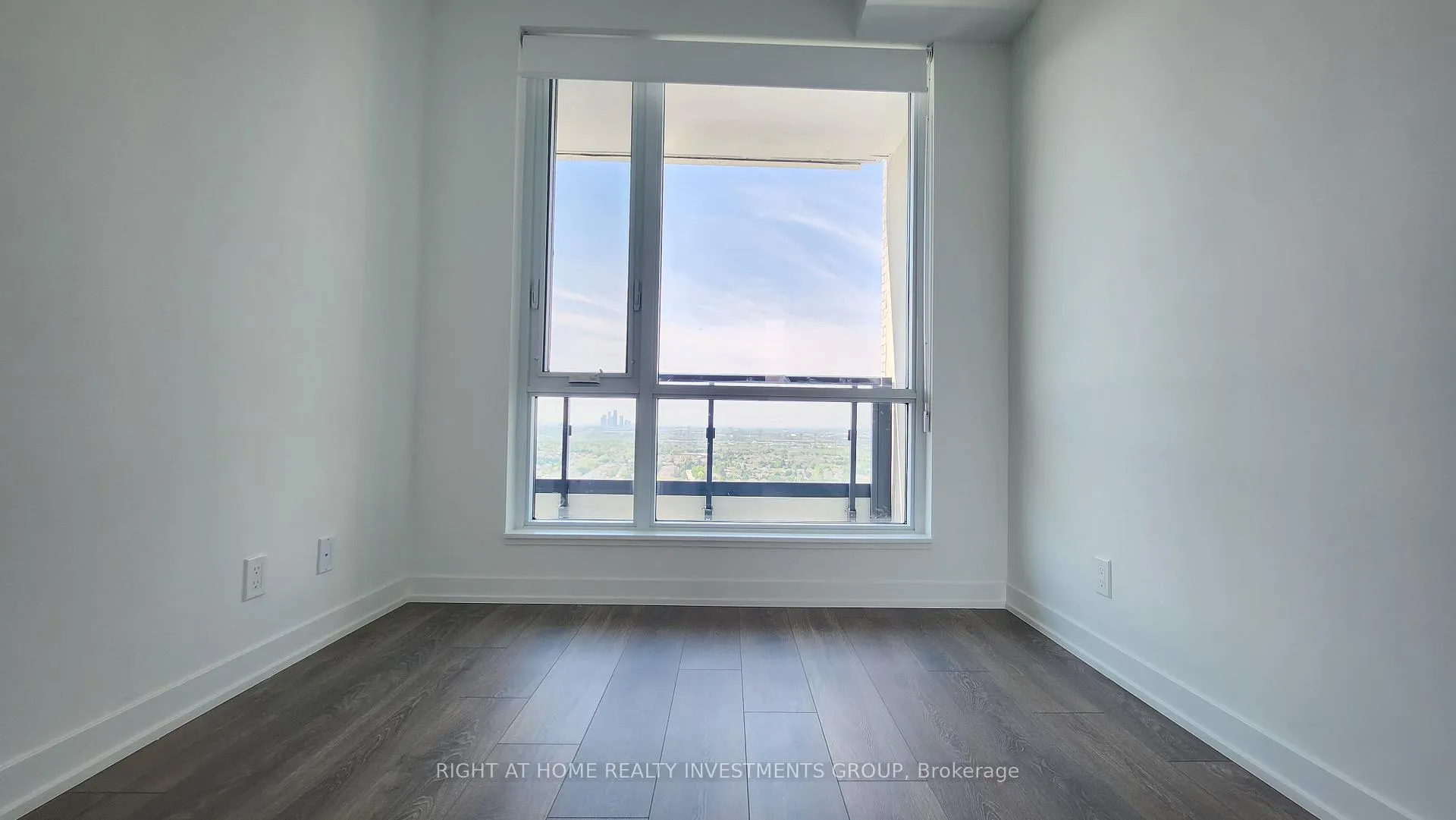 Photo 12 of Unit 2401, 7950 Bathurst Street, Vaughan, Beverley Glen — HOMEH