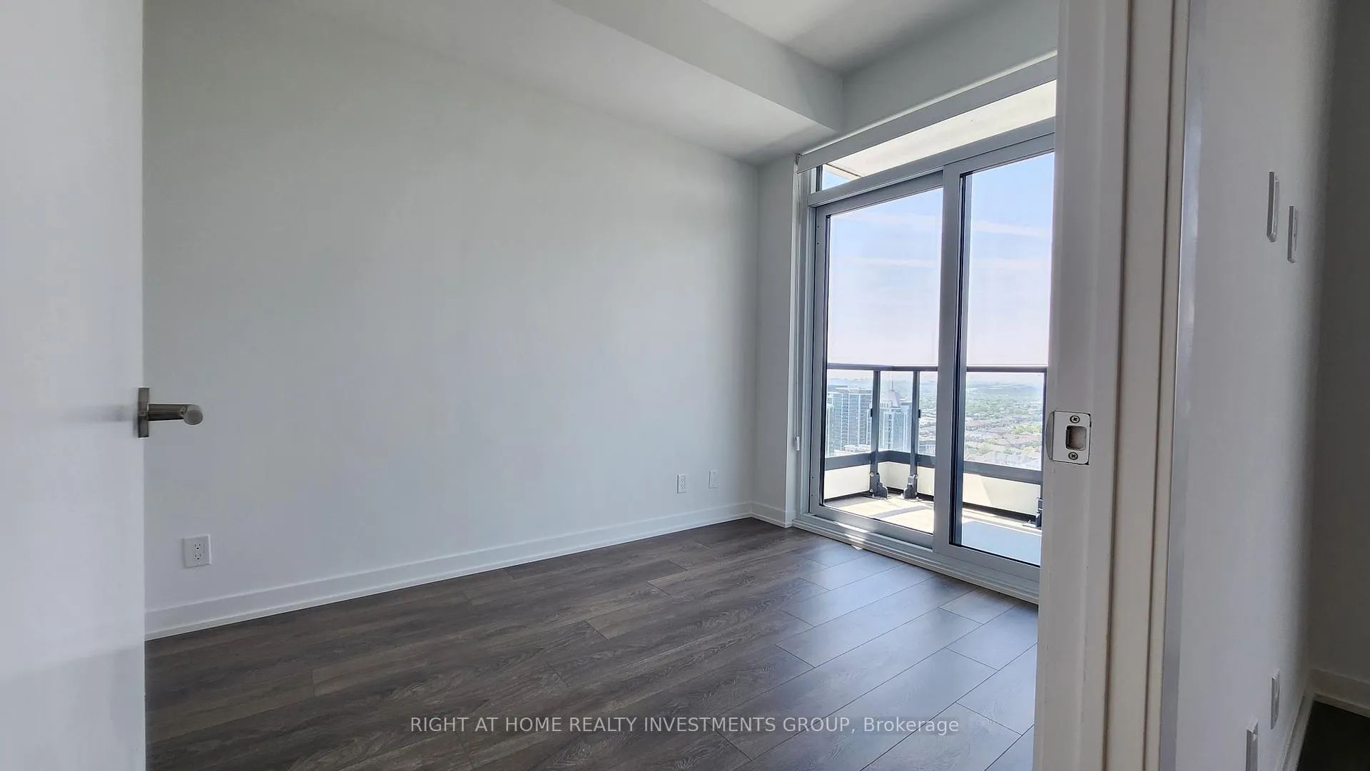 Photo 14 of Unit 2401, 7950 Bathurst Street, Vaughan, Beverley Glen — HOMEH