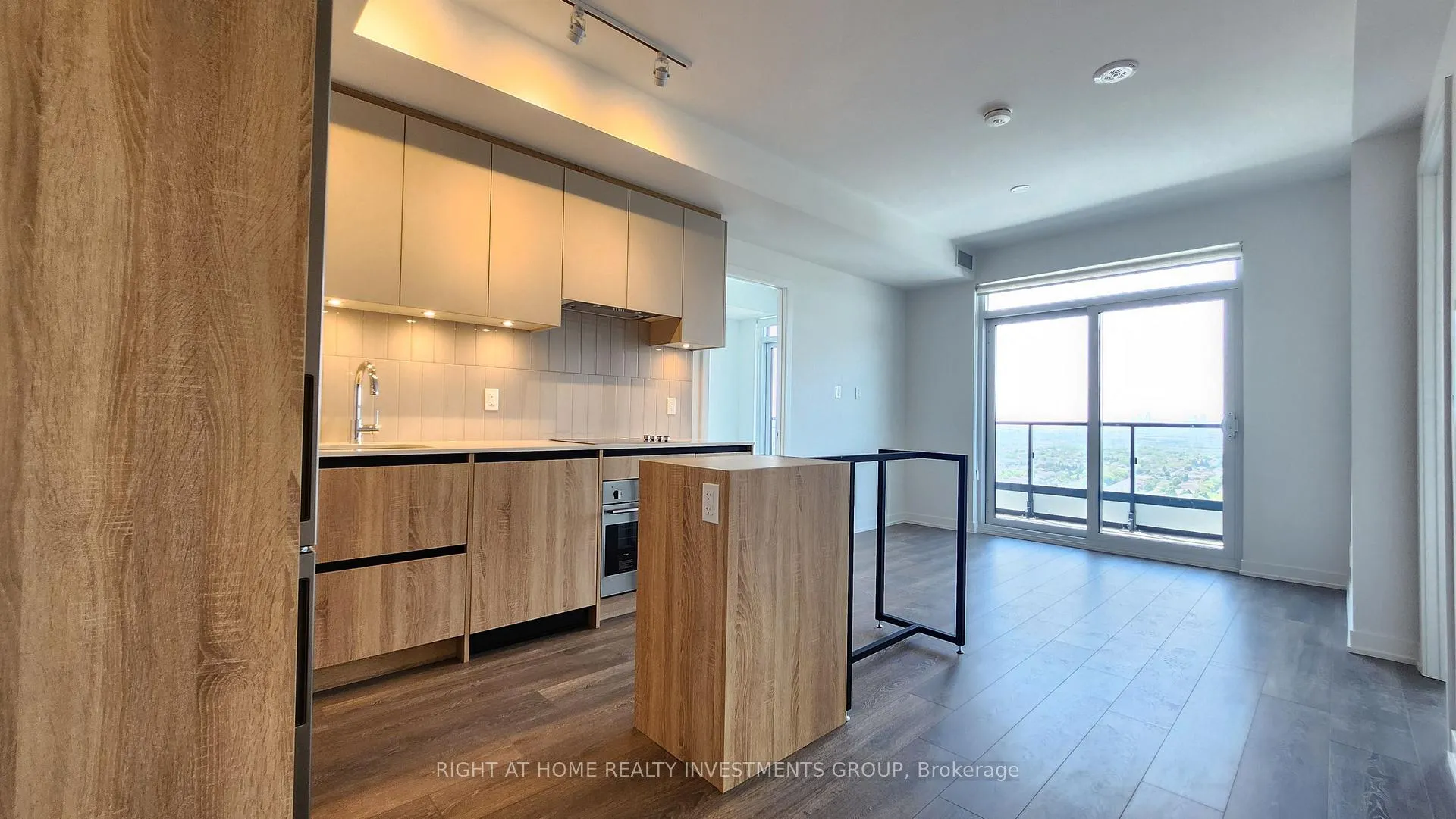 Photo 20 of Unit 2401, 7950 Bathurst Street, Vaughan, Beverley Glen — HOMEH