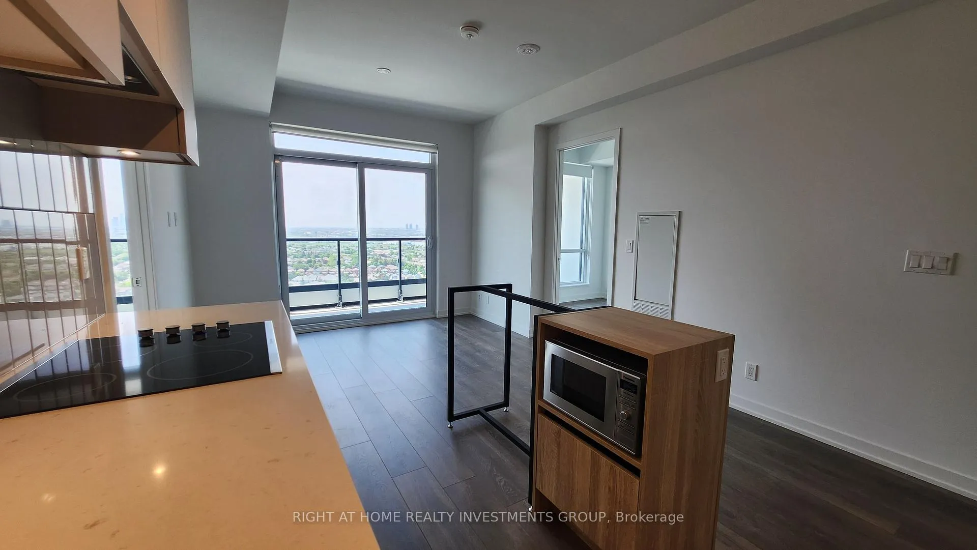 Photo 25 of Unit 2401, 7950 Bathurst Street, Vaughan, Beverley Glen — HOMEH