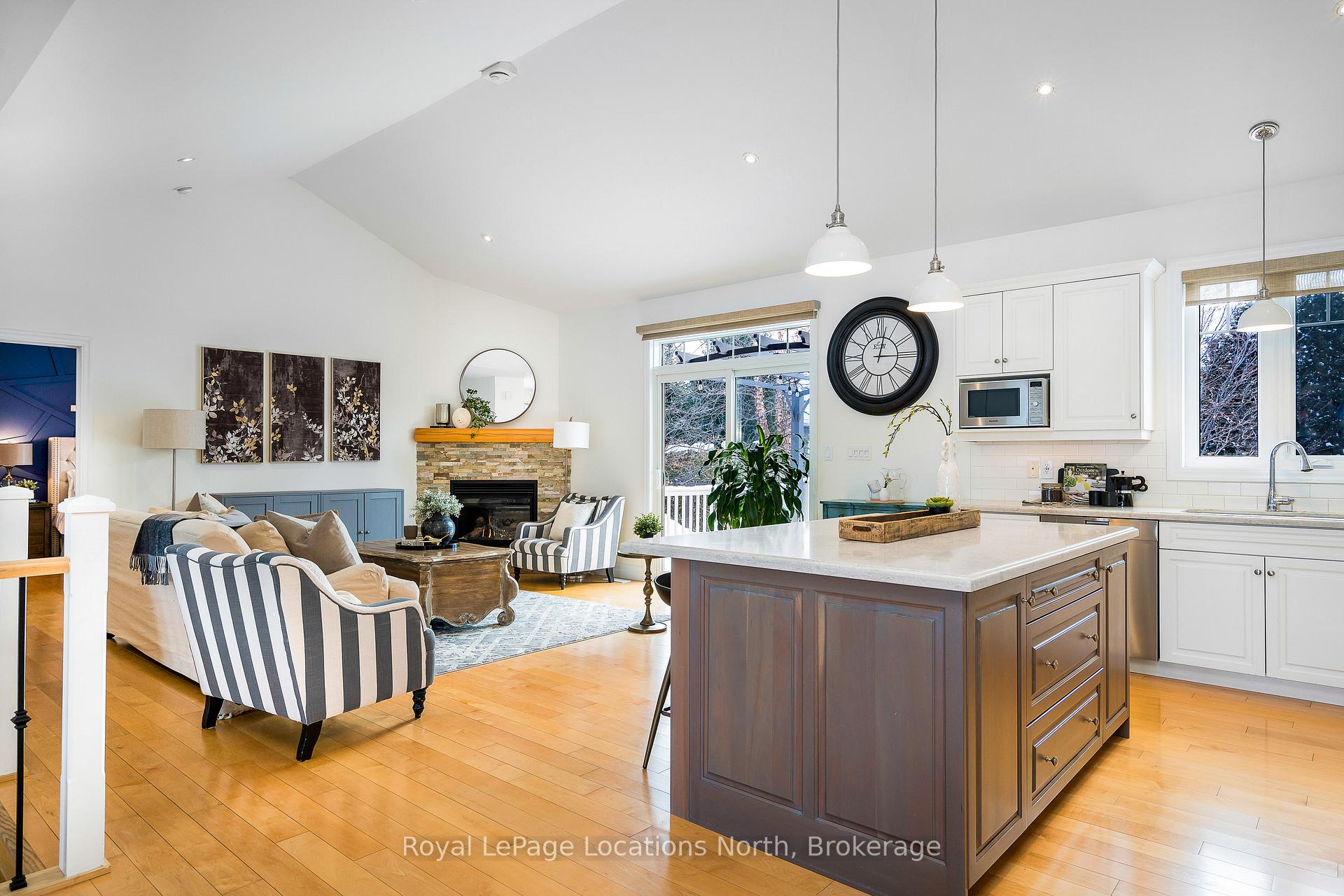 Photo 8 of 1 Thorncroft Court, Blue Mountains — HOMEH