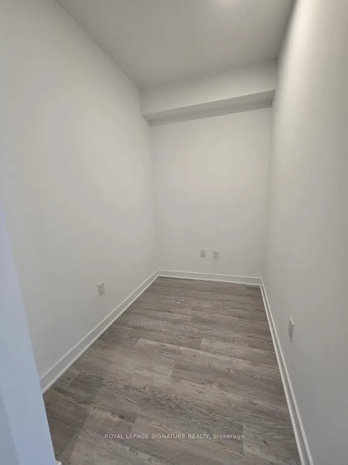 Photo 5 of Unit 1208, 2782 Barton Street E, Hamilton, Riverdale — HOMEH