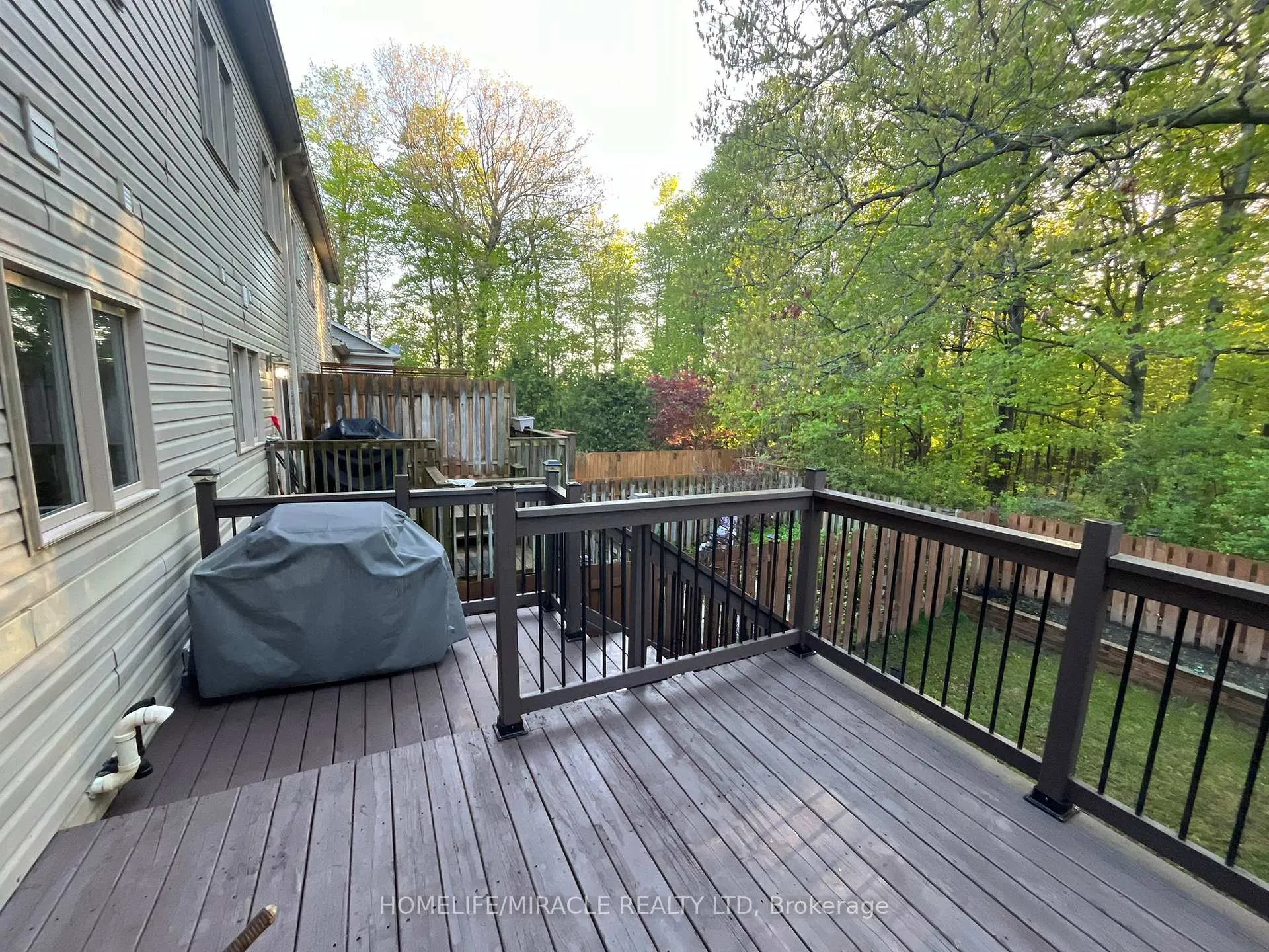 Photo 31 of Unit E-31, 110 Activa Avenue, Kitchener, Larentian West — HOMEH