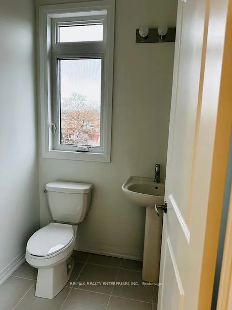 Photo 18 of 64 Sidney Rose Common, St. Catharines, Glendale/Glenridge — HOMEH