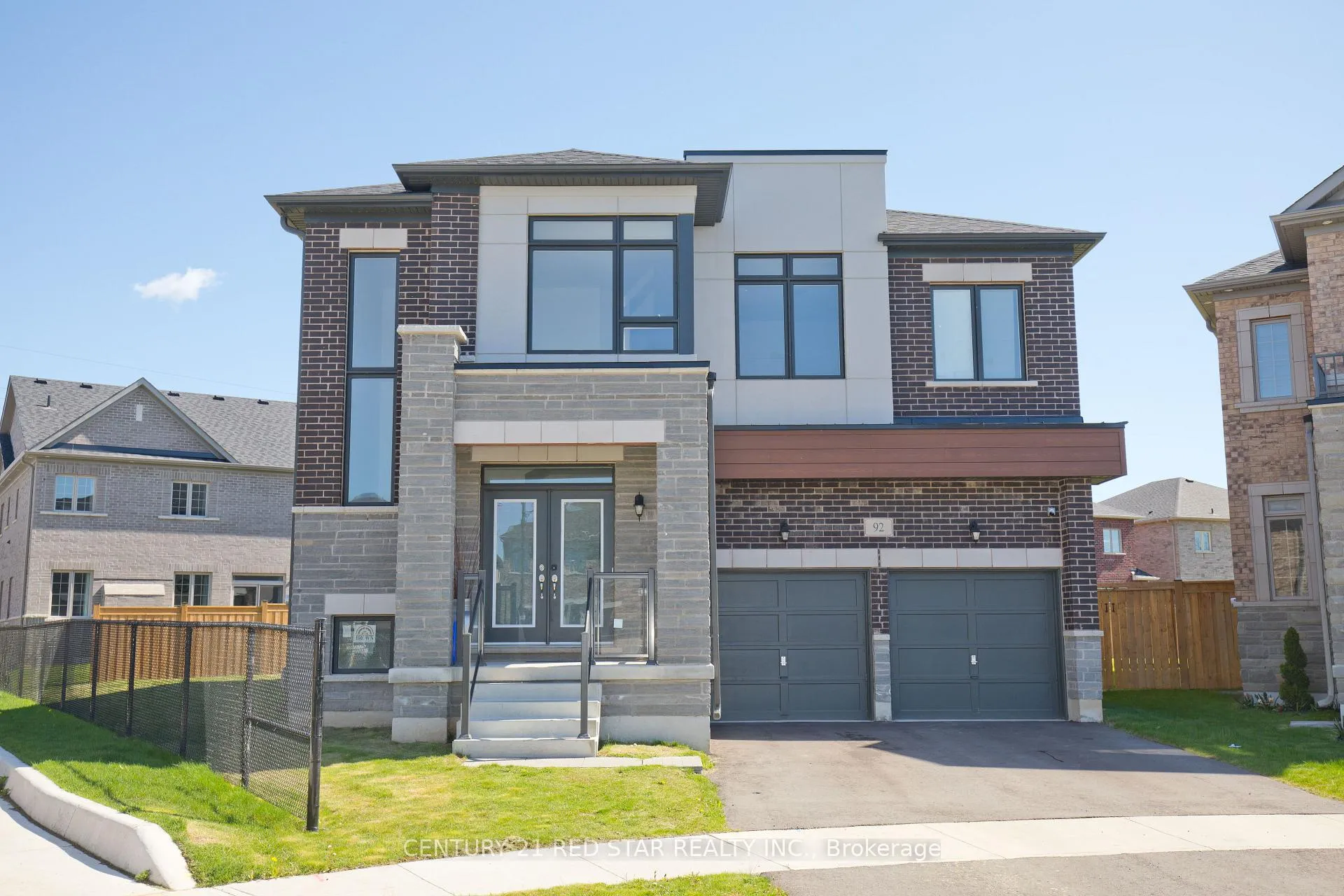 Photo 1 of 92 Elstone Place, Hamilton, Waterdown — HOMEH
