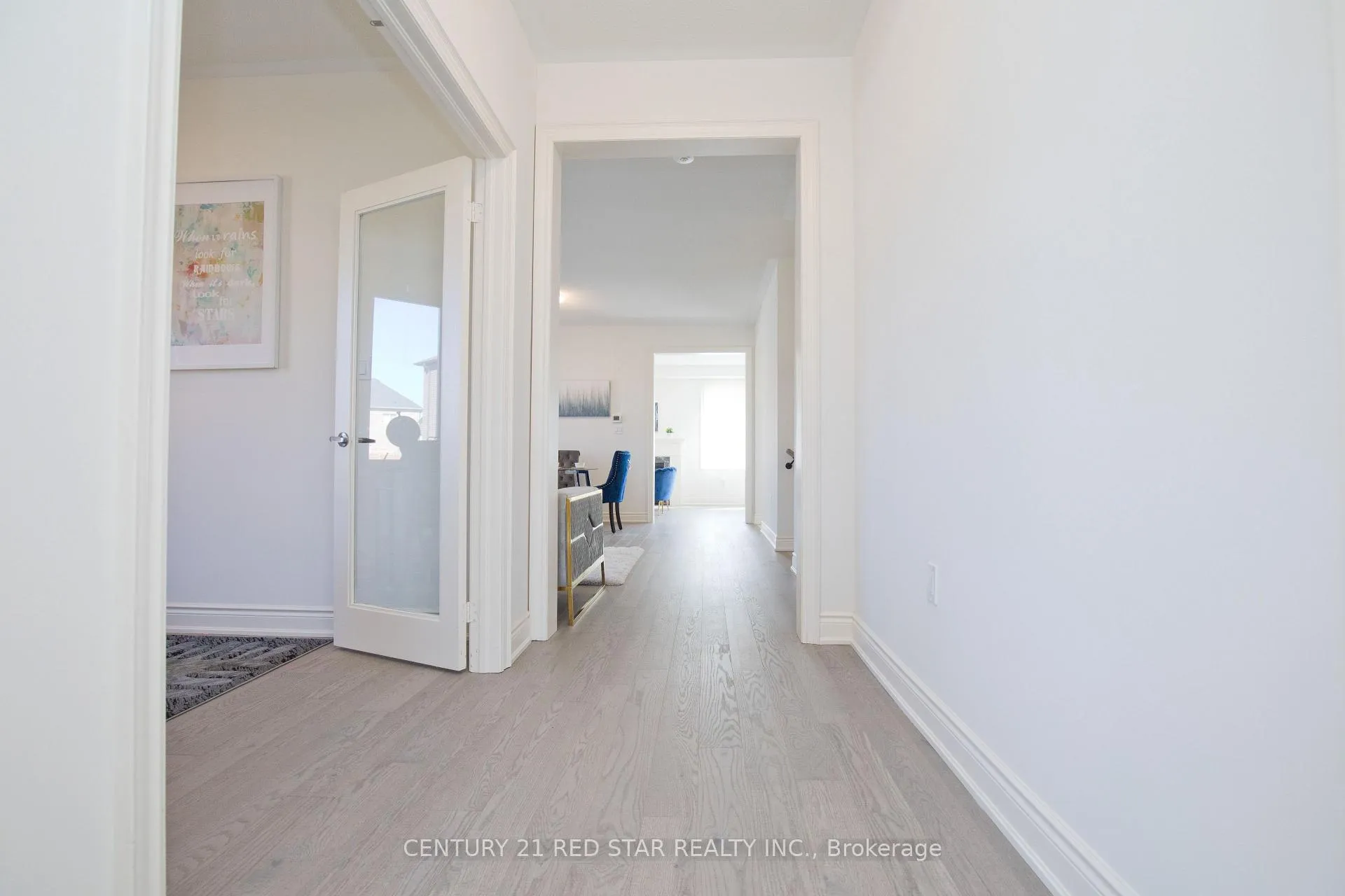 Photo 6 of 92 Elstone Place, Hamilton, Waterdown — HOMEH