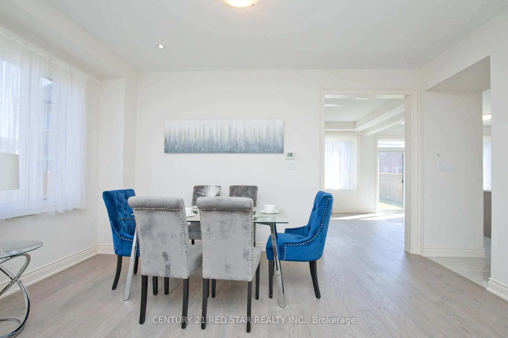 Photo 10 of 92 Elstone Place, Hamilton, Waterdown — HOMEH