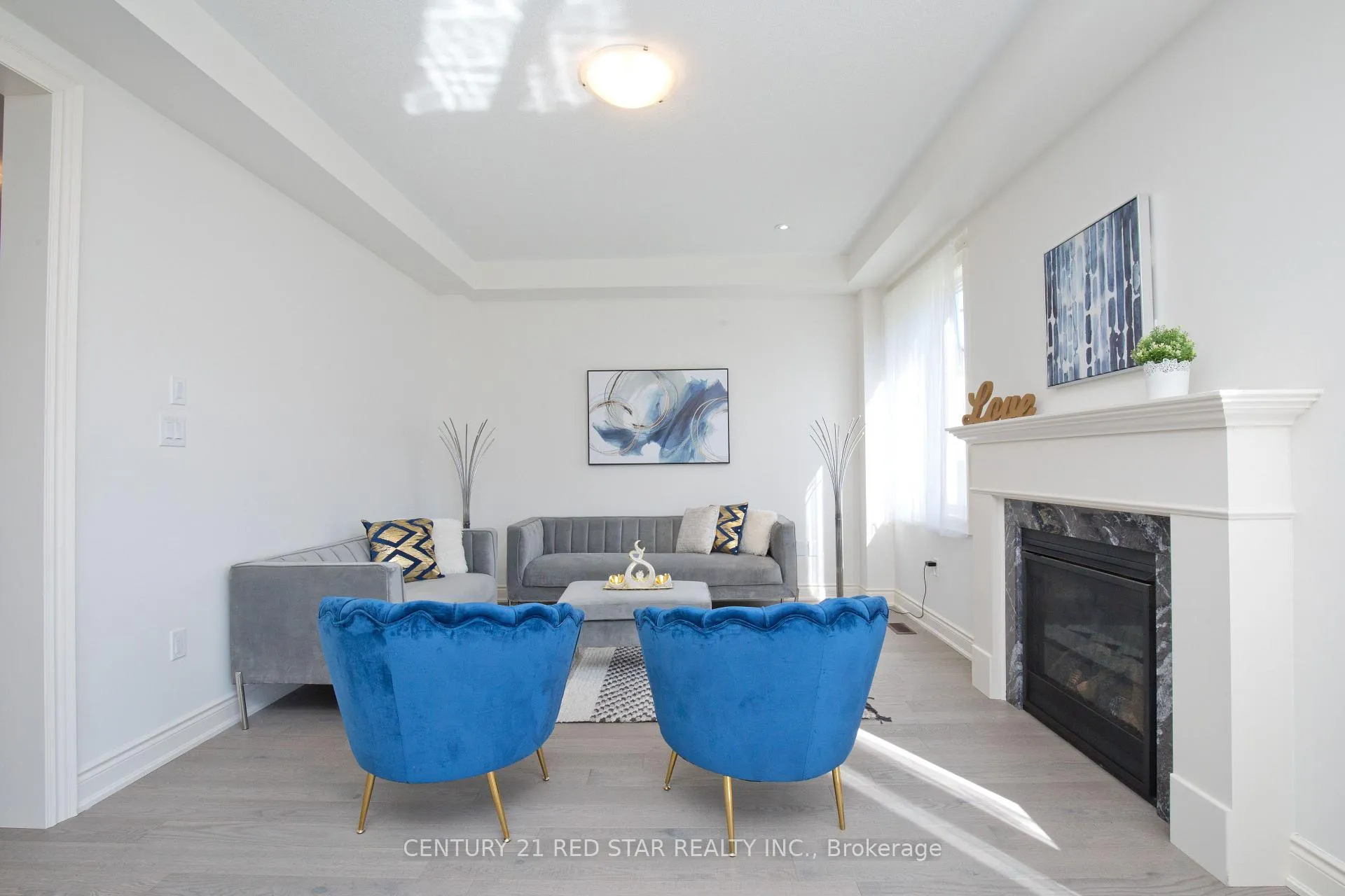 Photo 11 of 92 Elstone Place, Hamilton, Waterdown — HOMEH