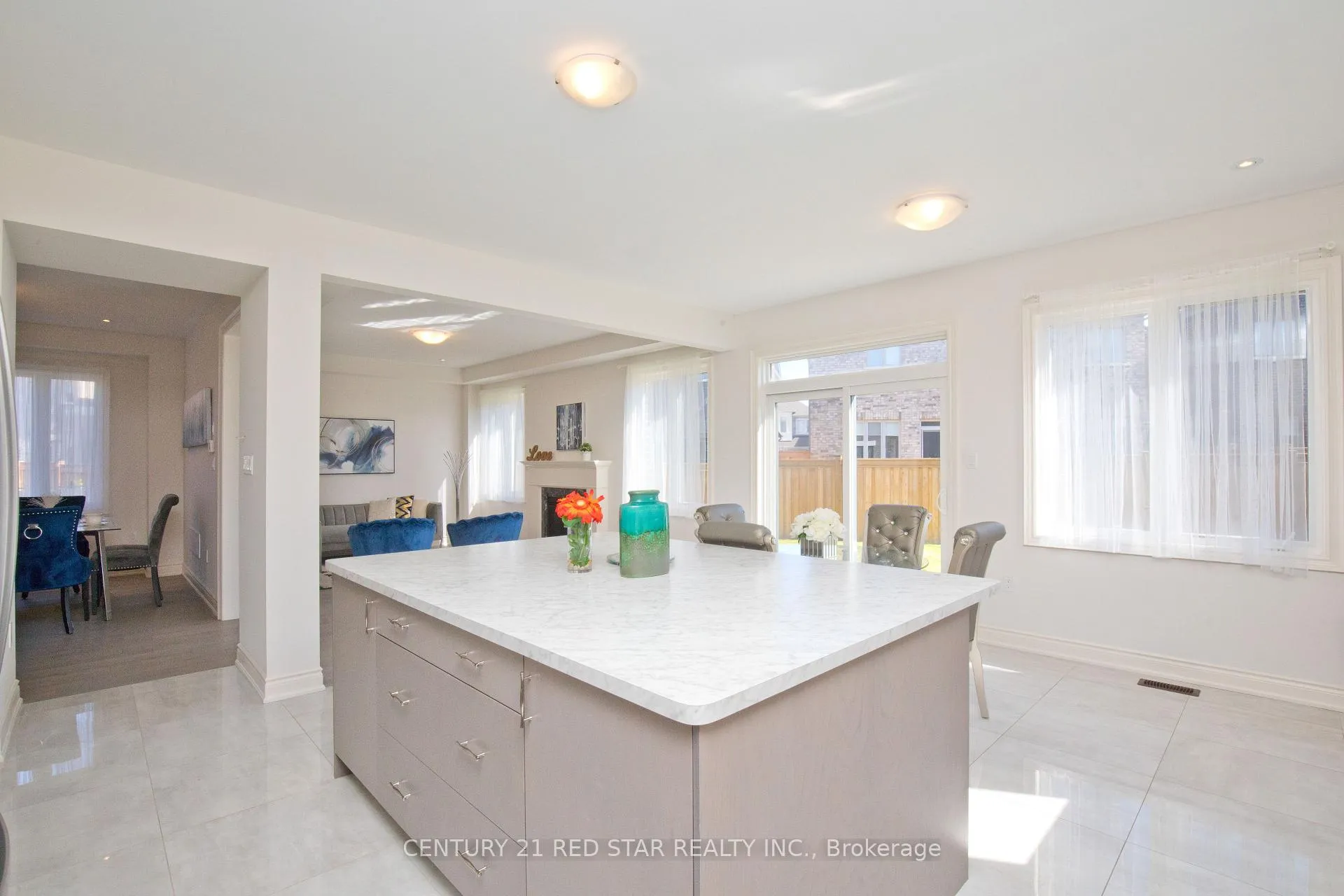 Photo 15 of 92 Elstone Place, Hamilton, Waterdown — HOMEH