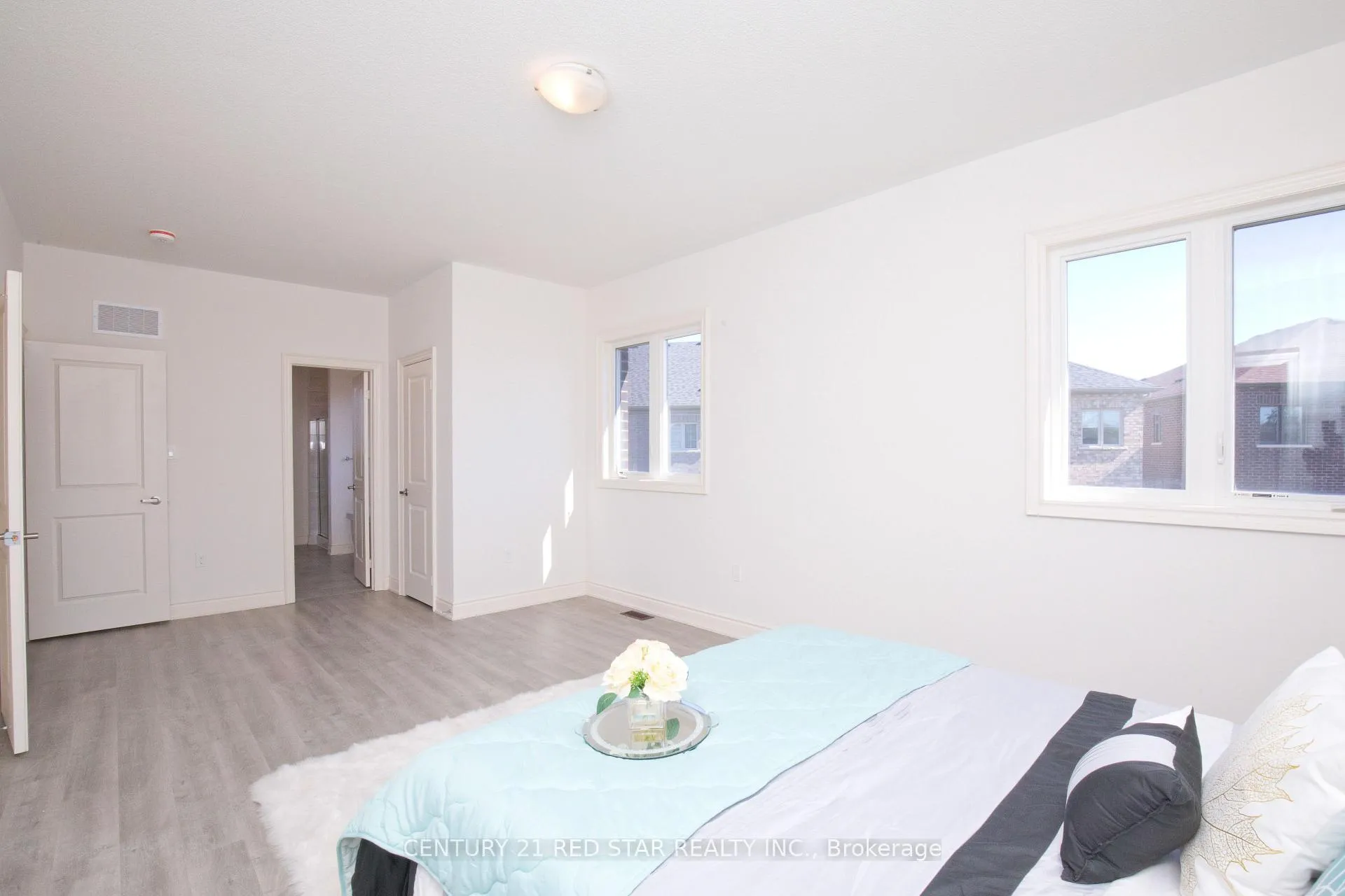 Photo 20 of 92 Elstone Place, Hamilton, Waterdown — HOMEH