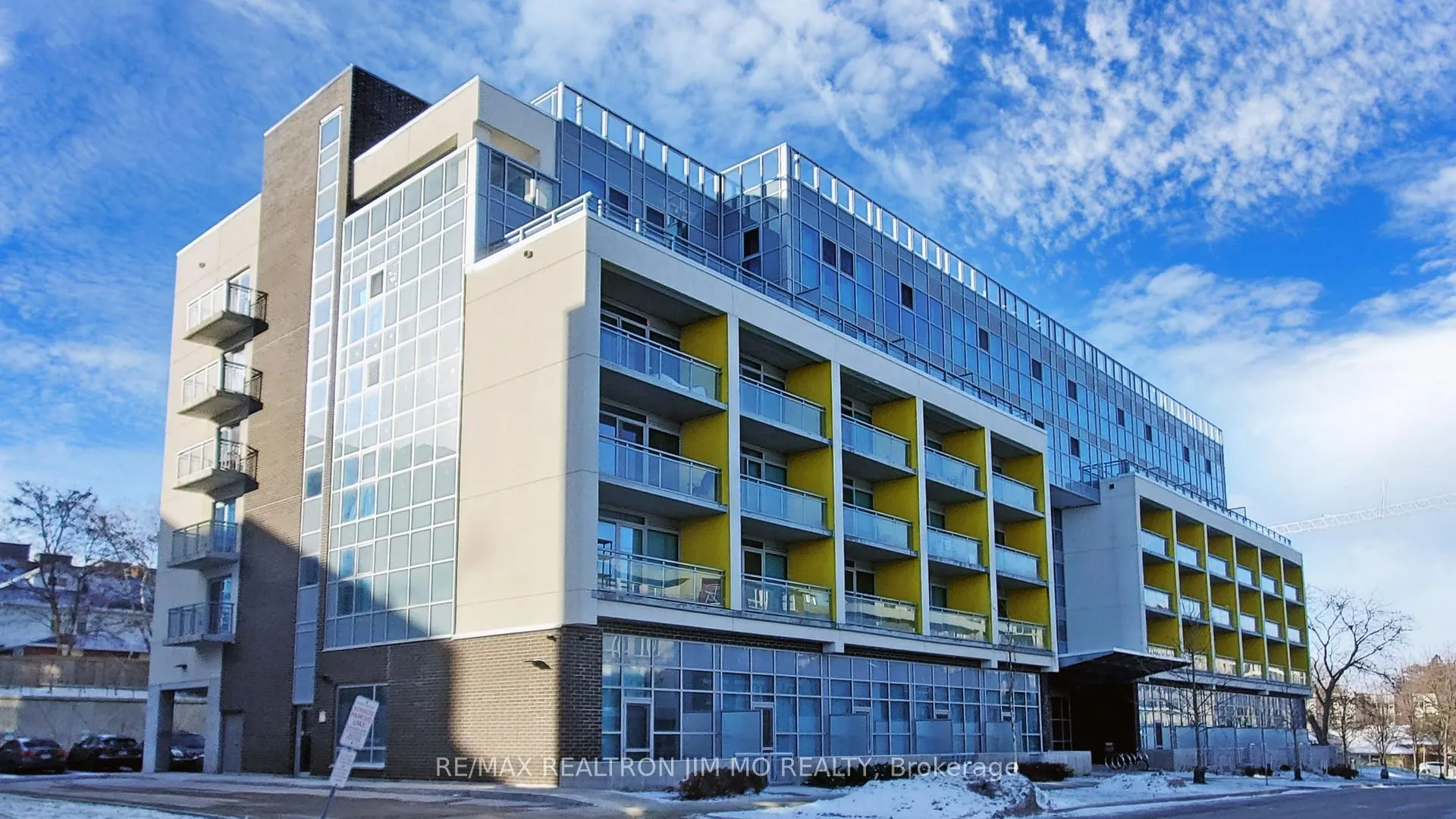 Front of Unit 326, 257 Hemlock Street