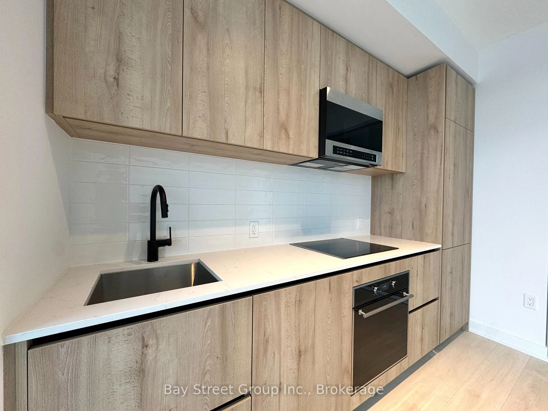 Photo 13 of Unit 1711, 127 Broadway Avenue, Toronto, Mount Pleasant West — HOMEH