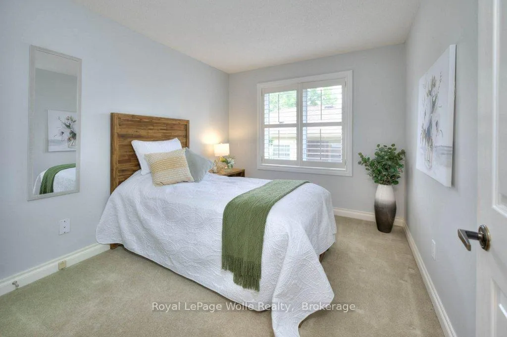 Photo 16 of Unit 3, 318 Roxton Drive, Waterloo — HOMEH