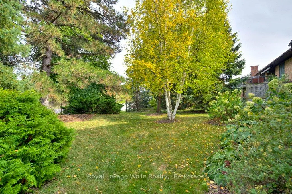Photo 36 of Unit 3, 318 Roxton Drive, Waterloo — HOMEH