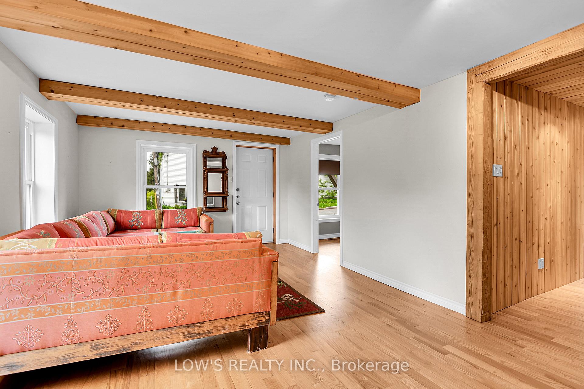 Photo 9 of 15 Peter Street, Champlain, L'Orignal — HOMEH