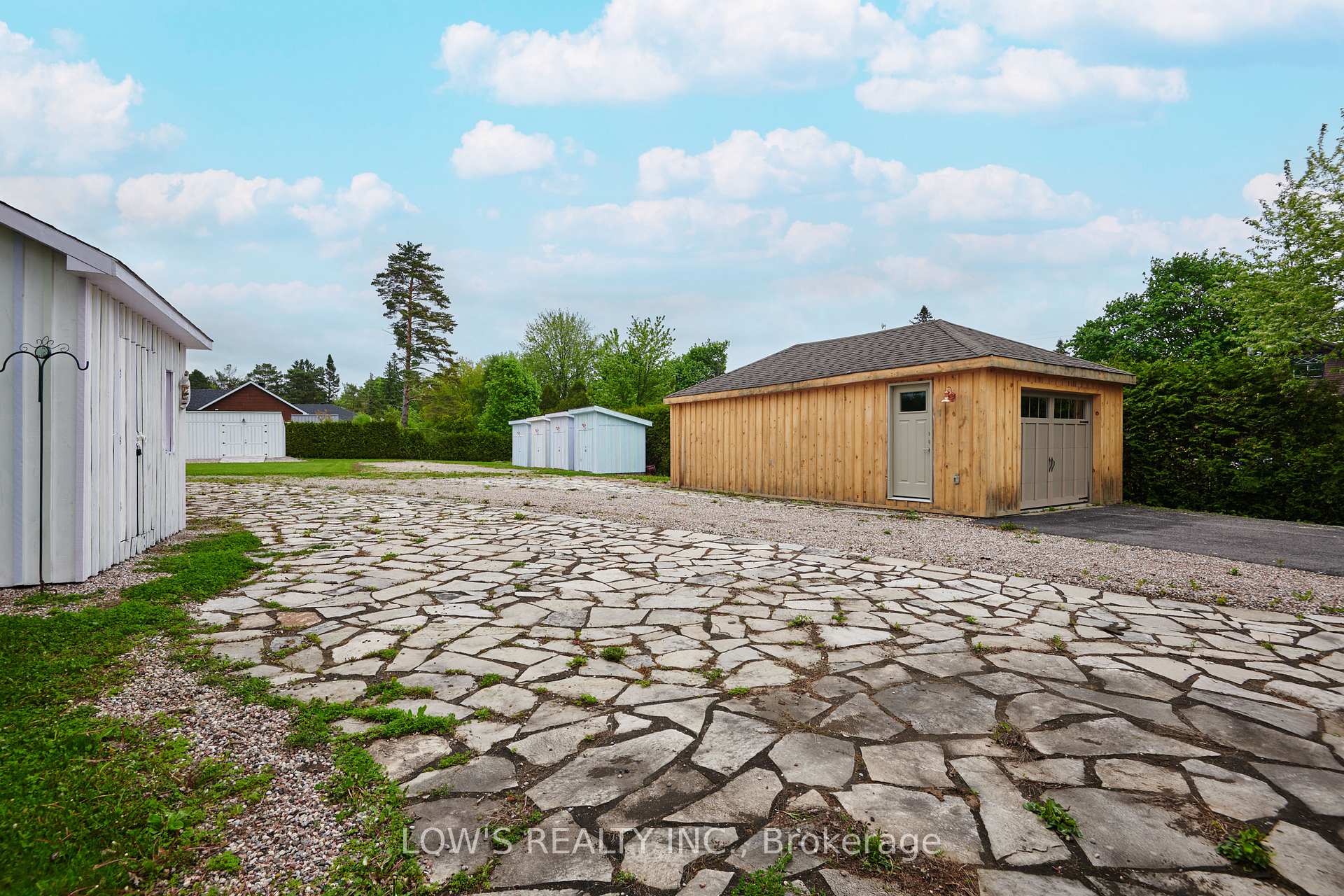 Photo 32 of 15 Peter Street, Champlain, L'Orignal — HOMEH